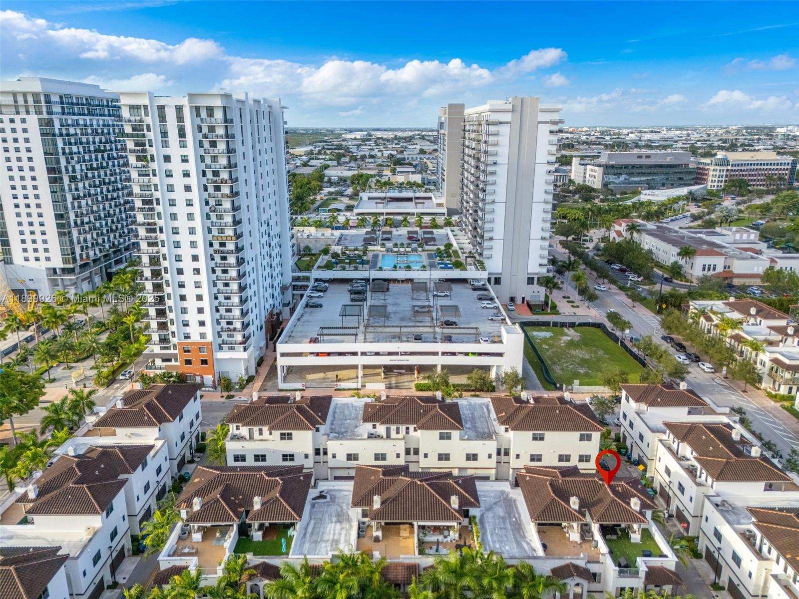 DOWNTOWN DORAL DUTCHER - Residential