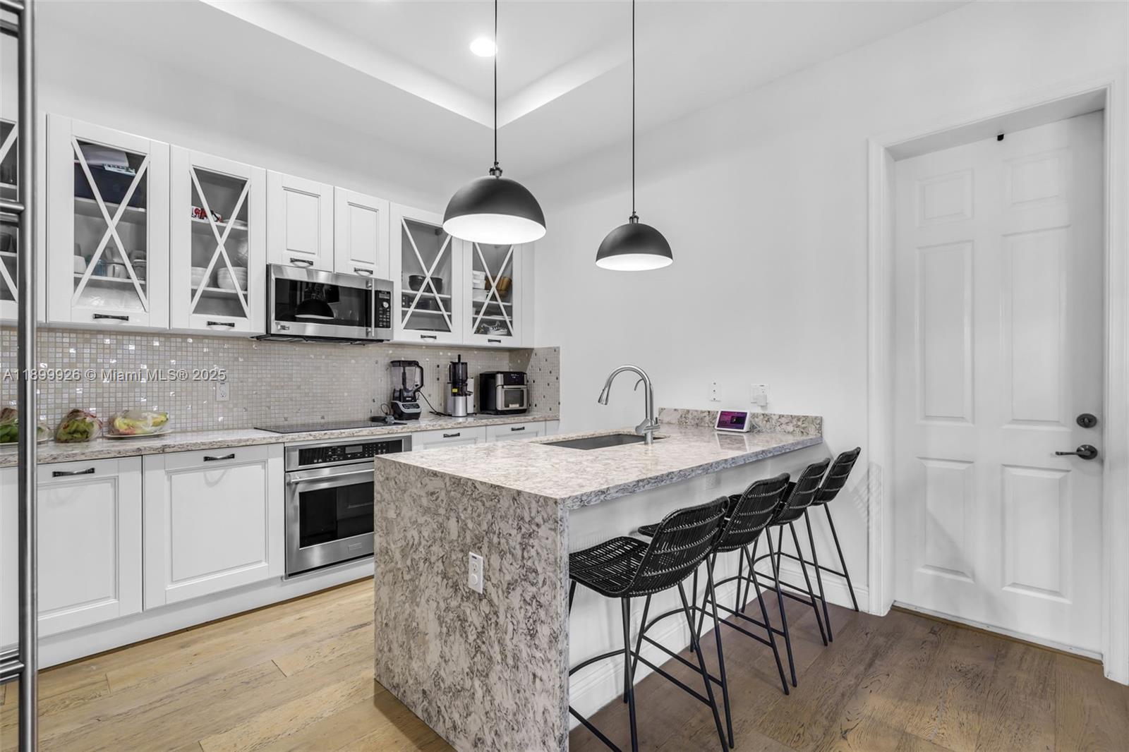 DOWNTOWN DORAL DUTCHER - Residential