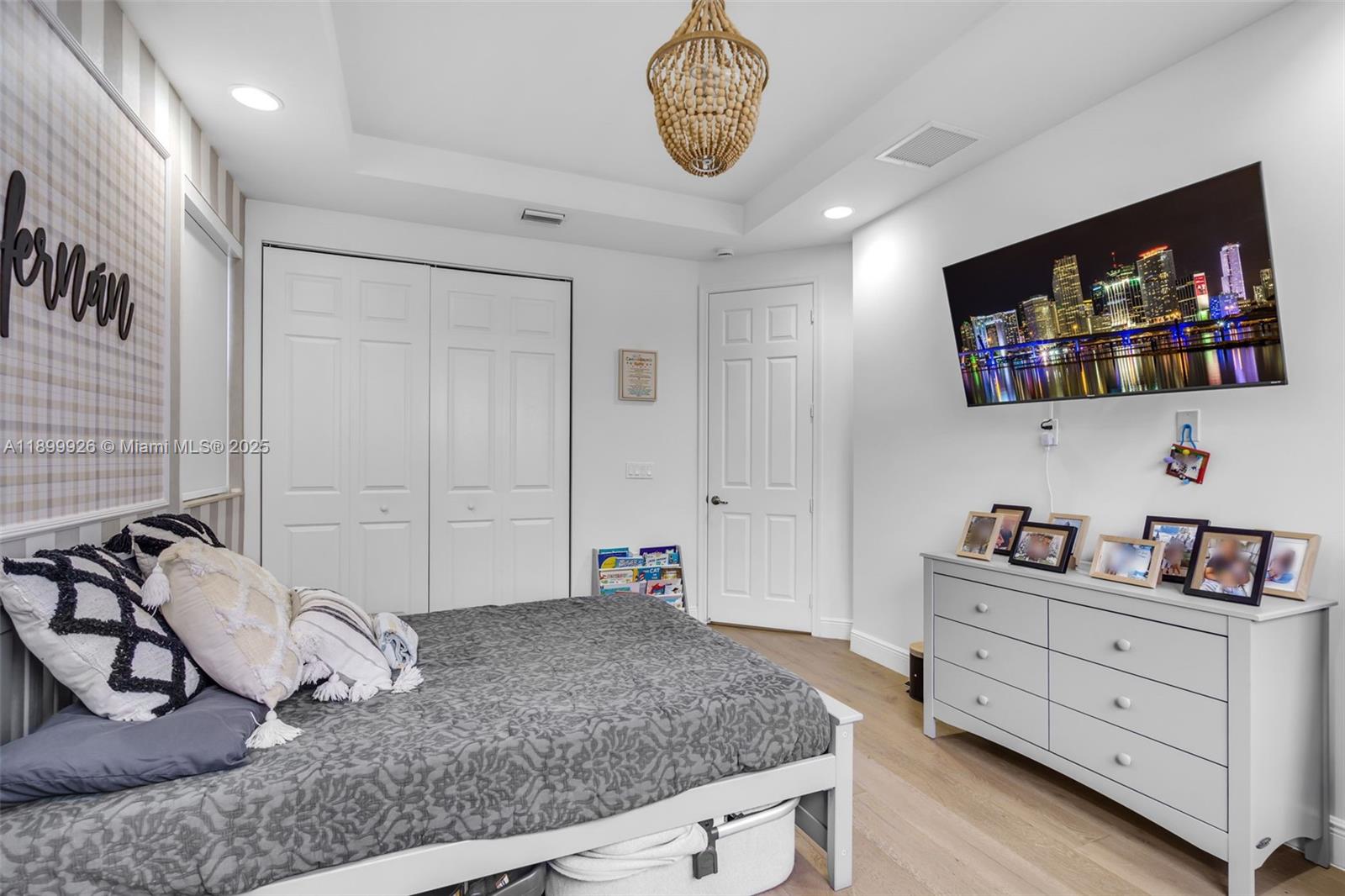 DOWNTOWN DORAL DUTCHER - Residential