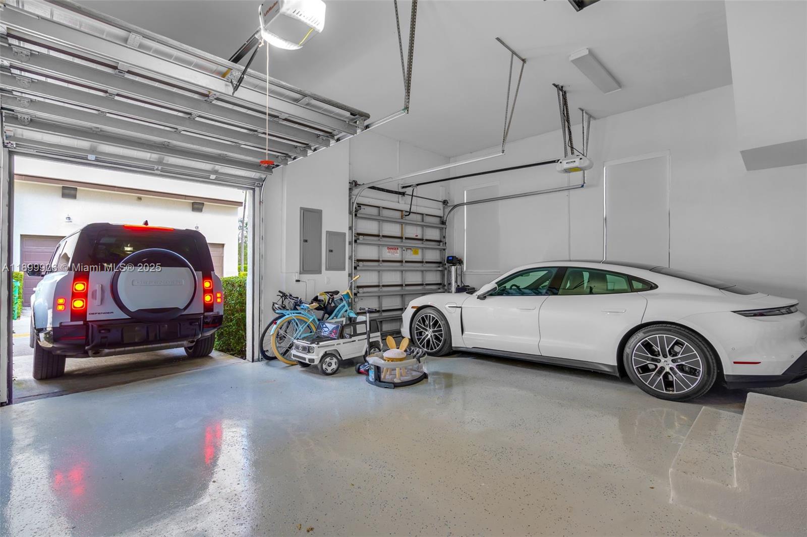 8449 NW 51st Ter