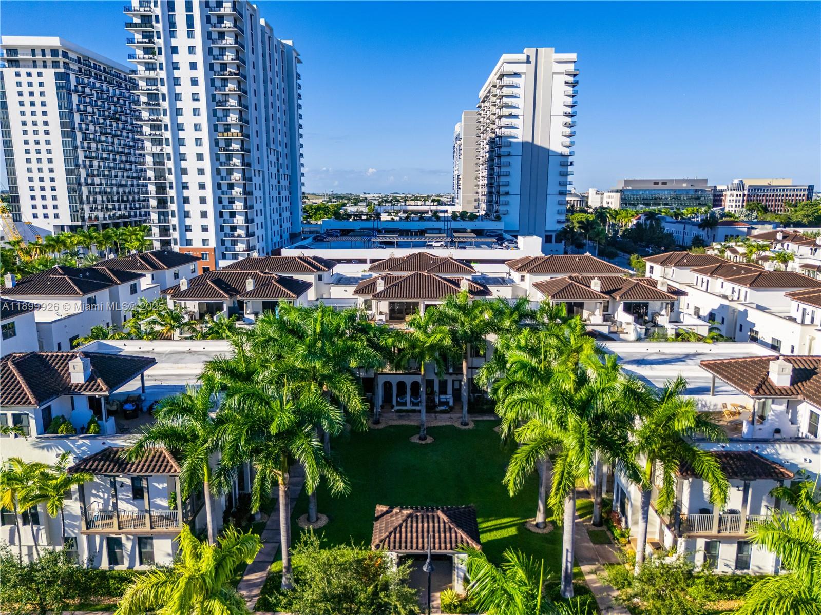 DOWNTOWN DORAL DUTCHER - Residential