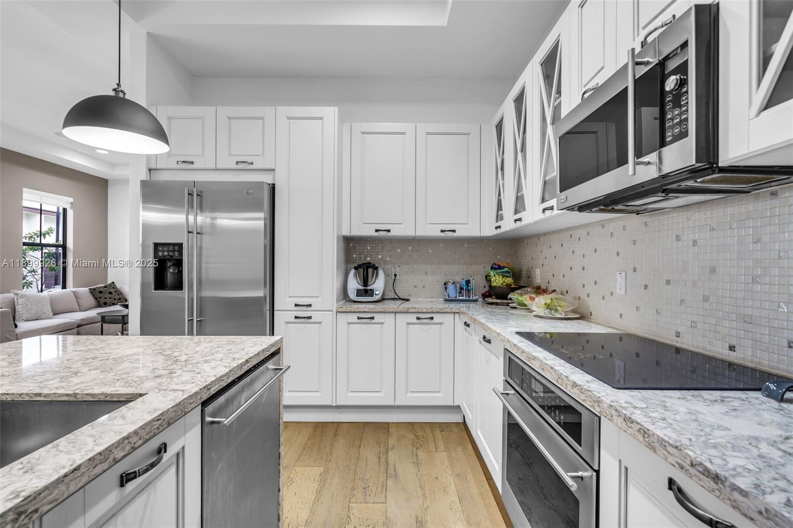 DOWNTOWN DORAL DUTCHER - Residential