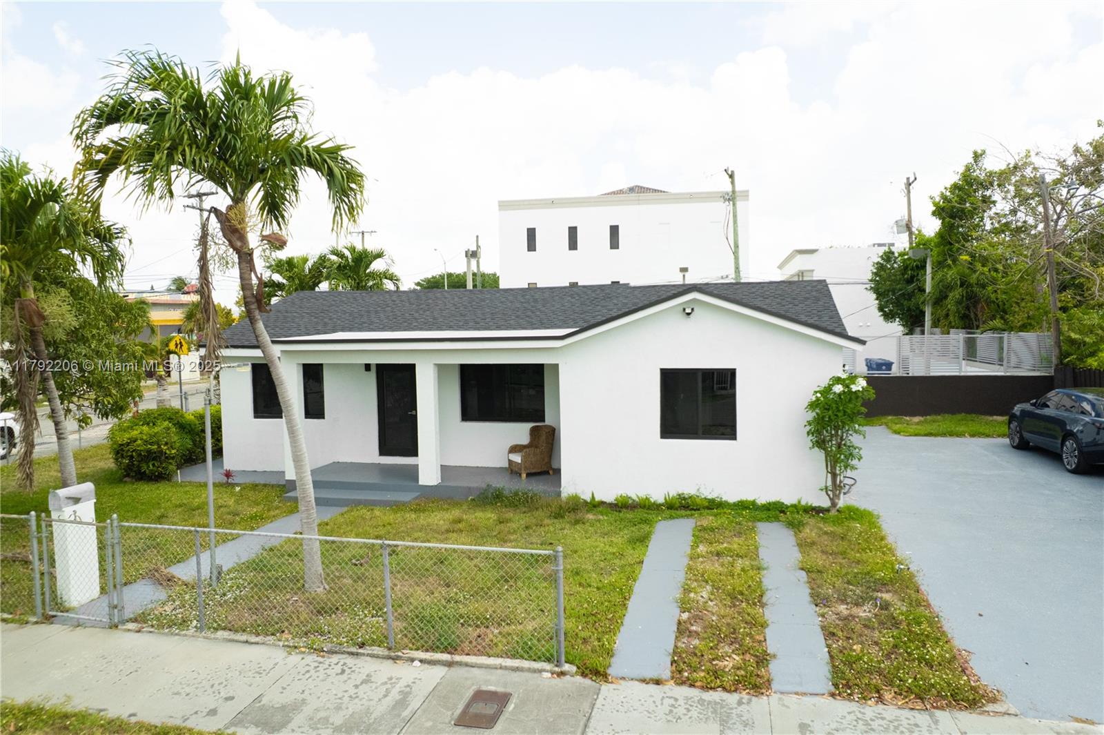 CENTRAL MANOR SEC 1 - Residential Lease