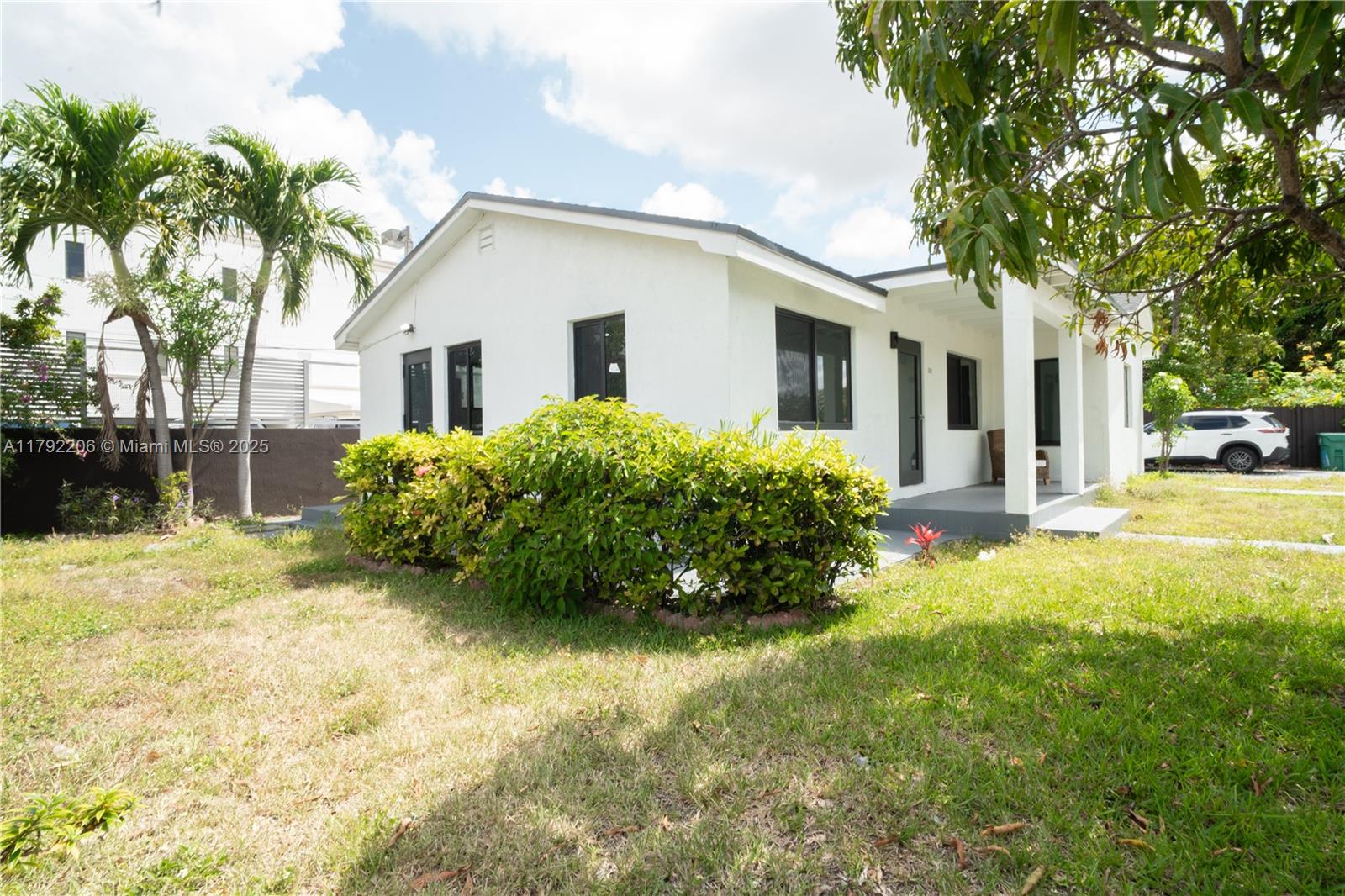 CENTRAL MANOR SEC 1 - Residential Lease