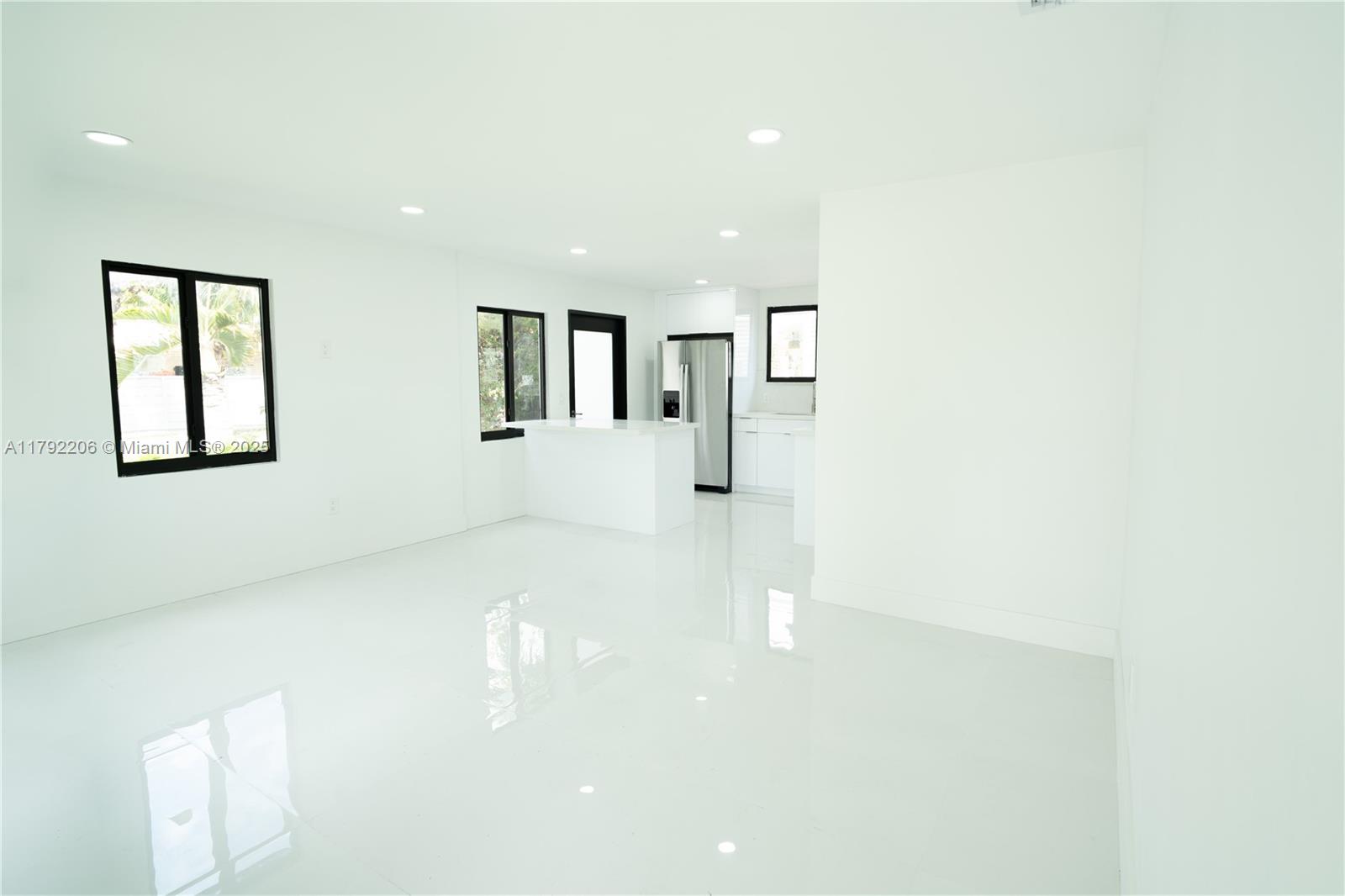 CENTRAL MANOR SEC 1 - Residential Lease