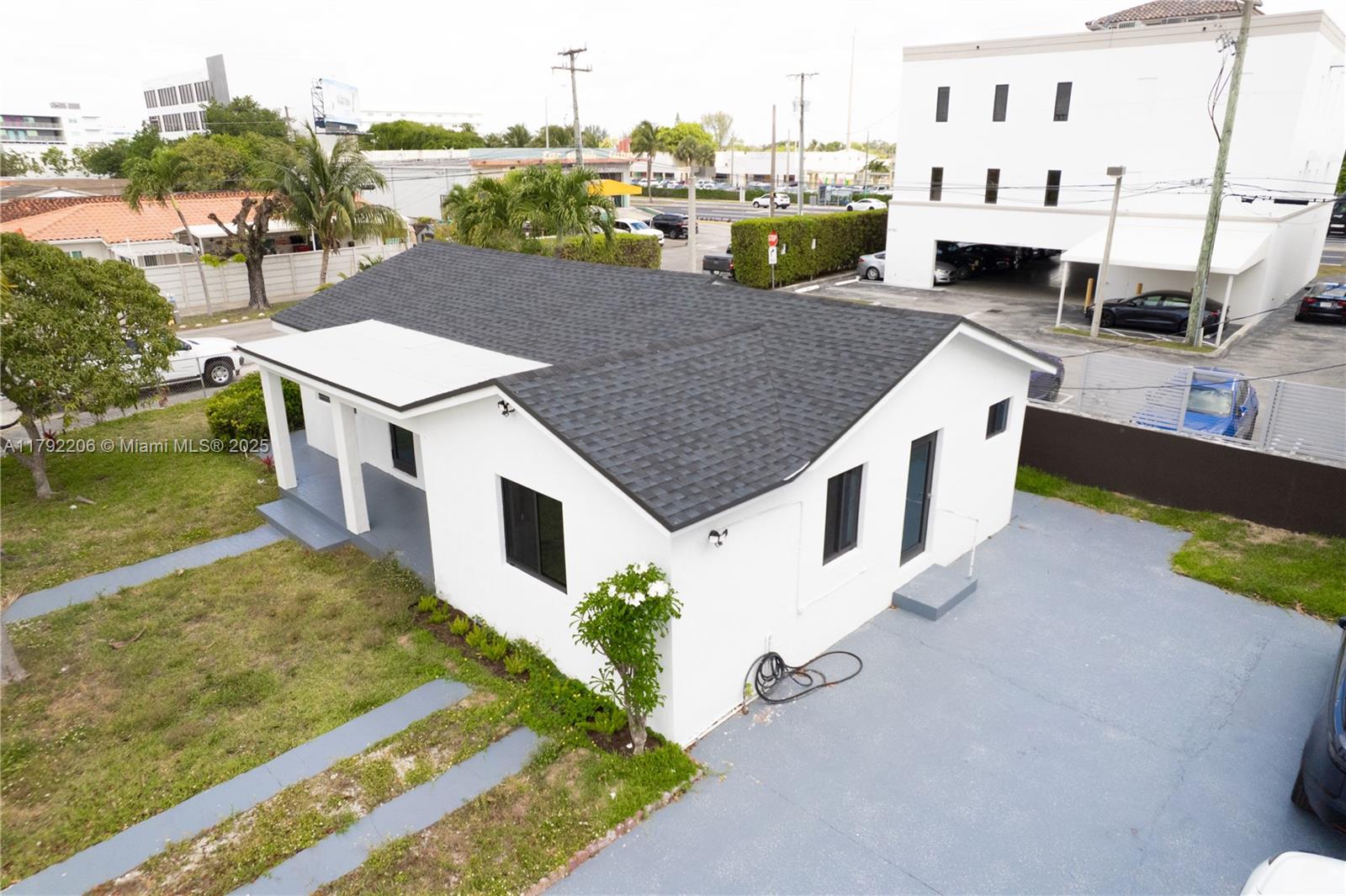 CENTRAL MANOR SEC 1 - Residential Lease