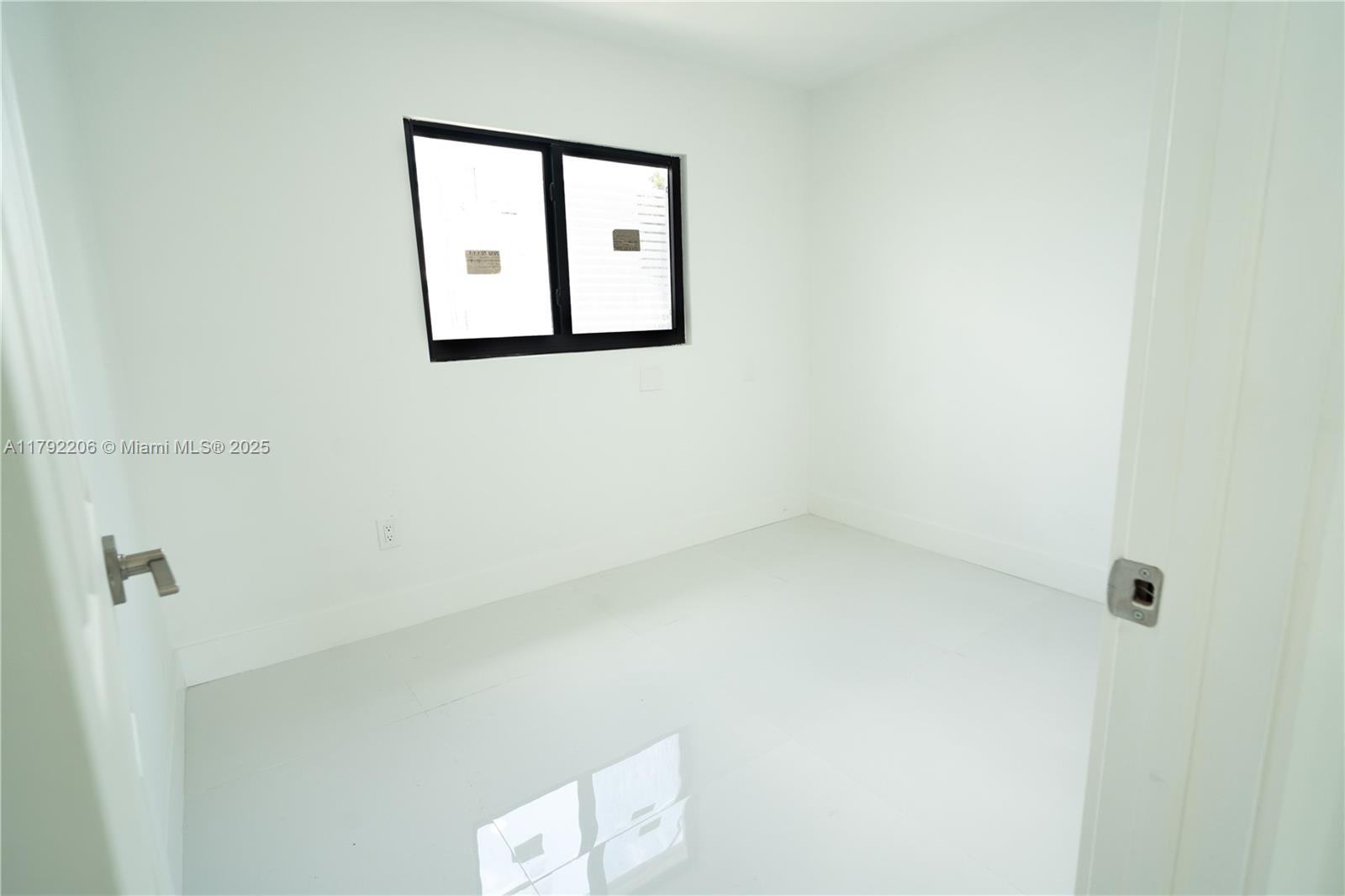 CENTRAL MANOR SEC 1 - Residential Lease
