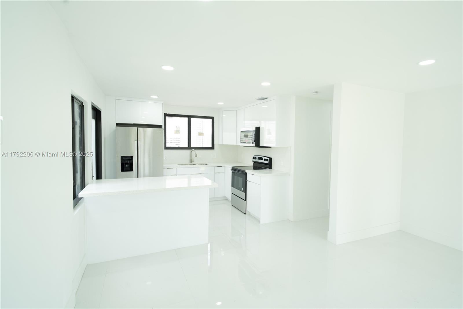 CENTRAL MANOR SEC 1 - Residential Lease