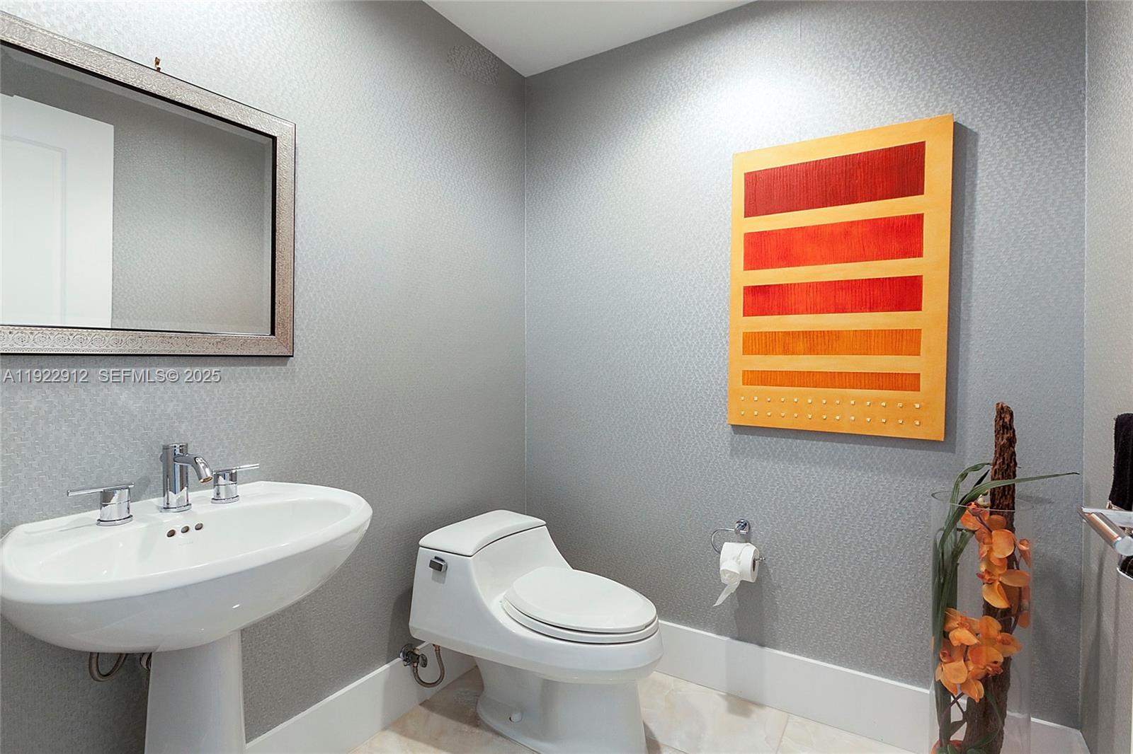 PLAZA AT OCEANSIDE (THE) - Residential Lease