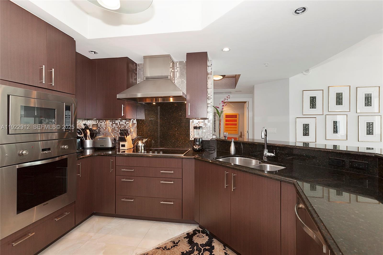 PLAZA AT OCEANSIDE (THE) - Residential Lease