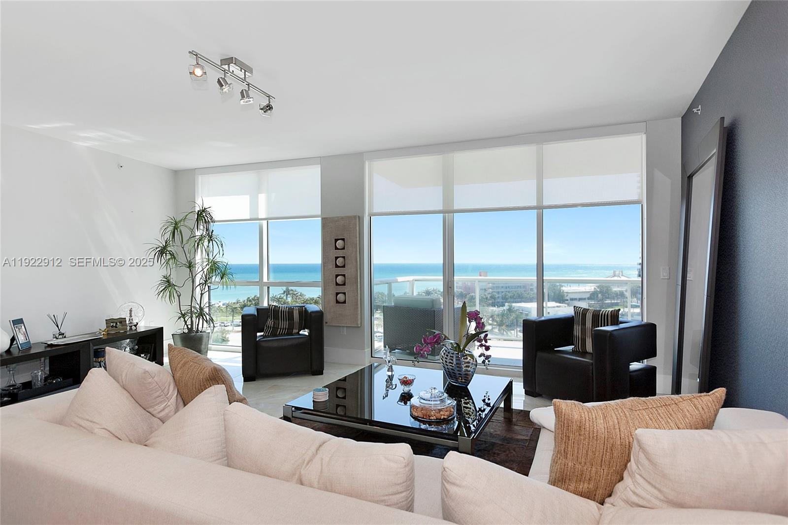 PLAZA AT OCEANSIDE (THE) - Residential Lease