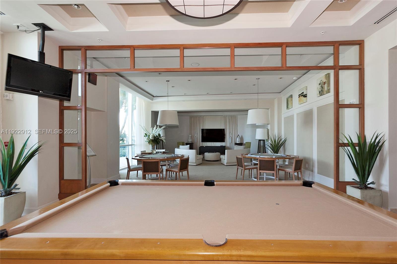 PLAZA AT OCEANSIDE (THE) - Residential Lease