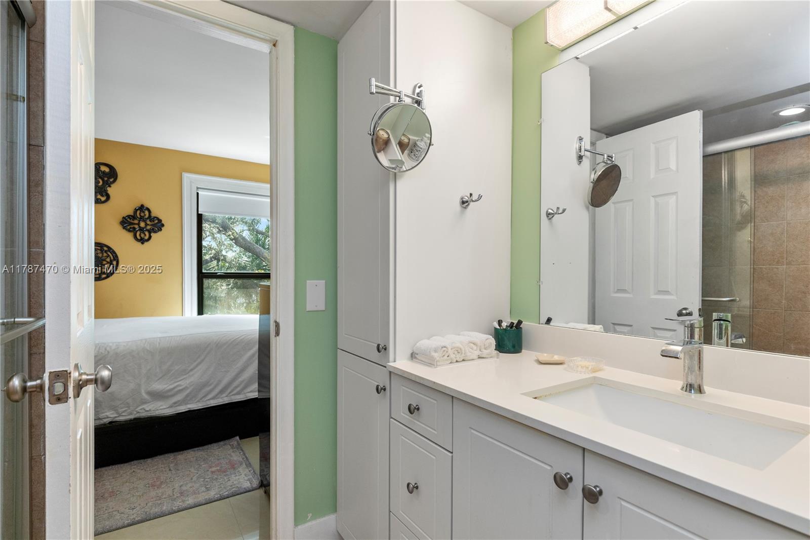 WESTVIEW CONDOMINIUM NOONE - Residential