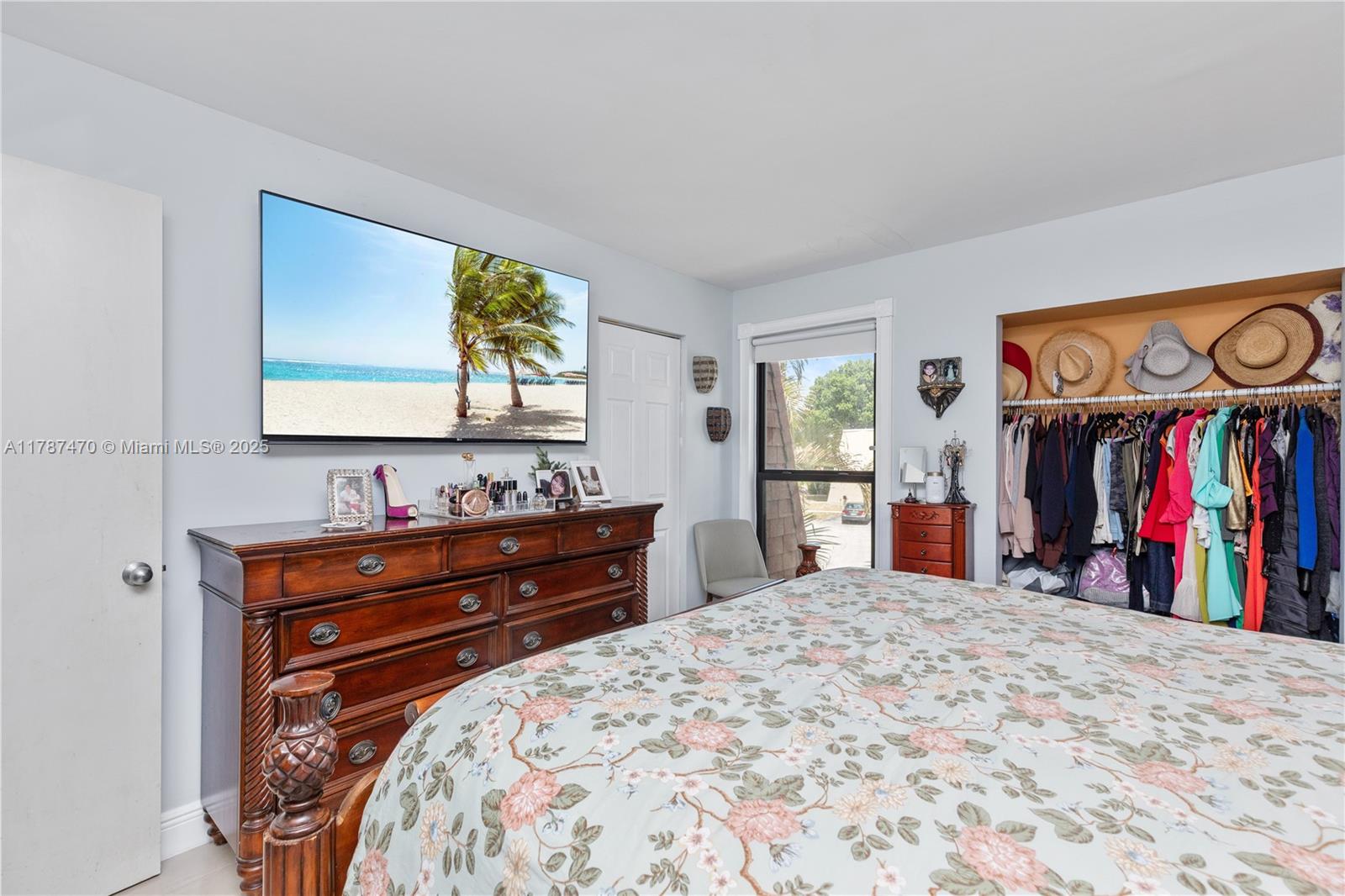 WESTVIEW CONDOMINIUM NOONE - Residential
