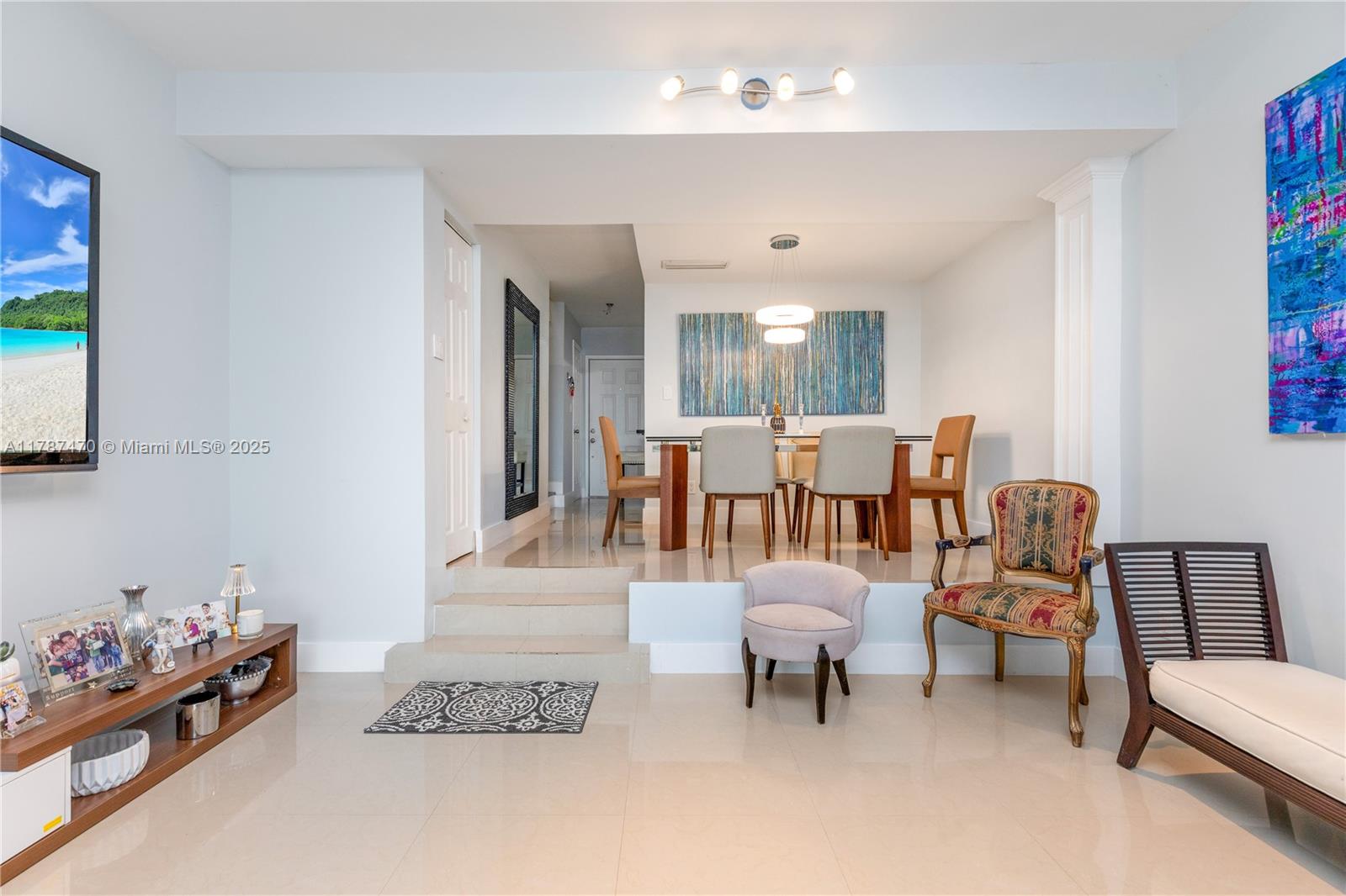 WESTVIEW CONDOMINIUM NOONE - Residential
