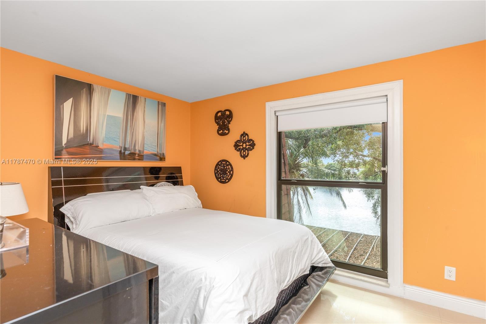 WESTVIEW CONDOMINIUM NOONE - Residential