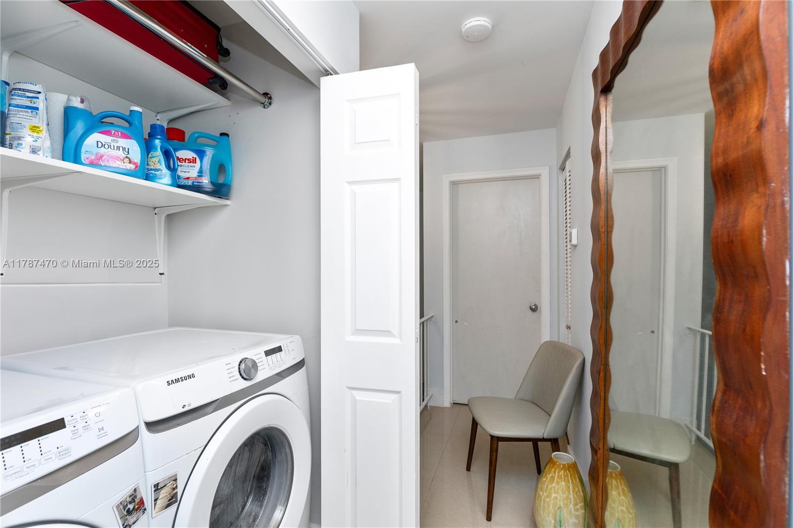 WESTVIEW CONDOMINIUM NOONE - Residential