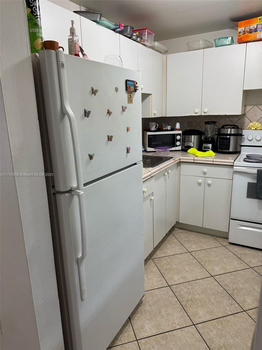 6095 W 18th Ave S227