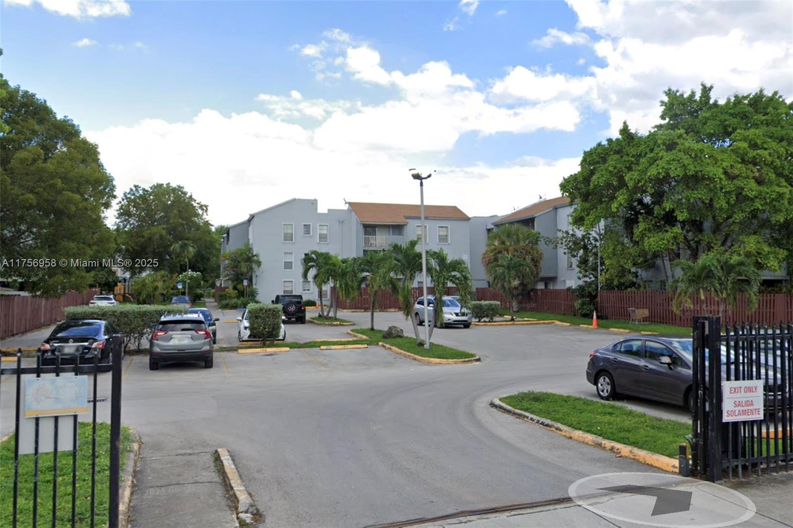 Rental Property at 6095 W 18th Ave S227, Hialeah, Miami-Dade County, Florida - Bedrooms: 1 
Bathrooms: 1  - $1,750 MO.