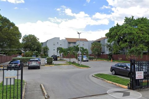 6095 W 18th Ave S227 Hialeah FL 33012