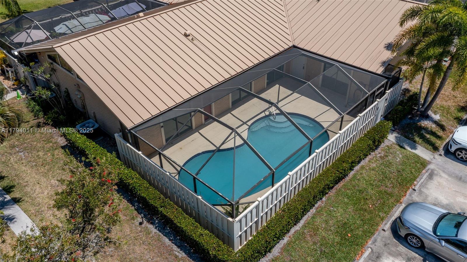 WESTWOOD GARDENS 3 - Residential