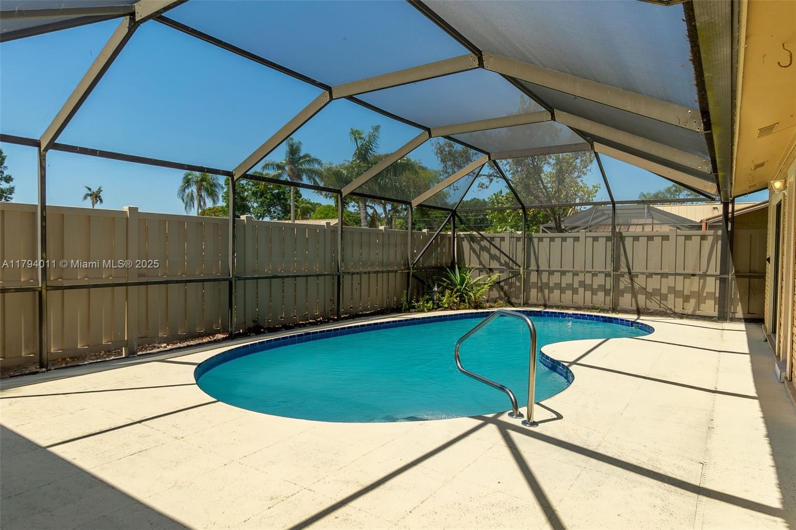 WESTWOOD GARDENS 3 - Residential