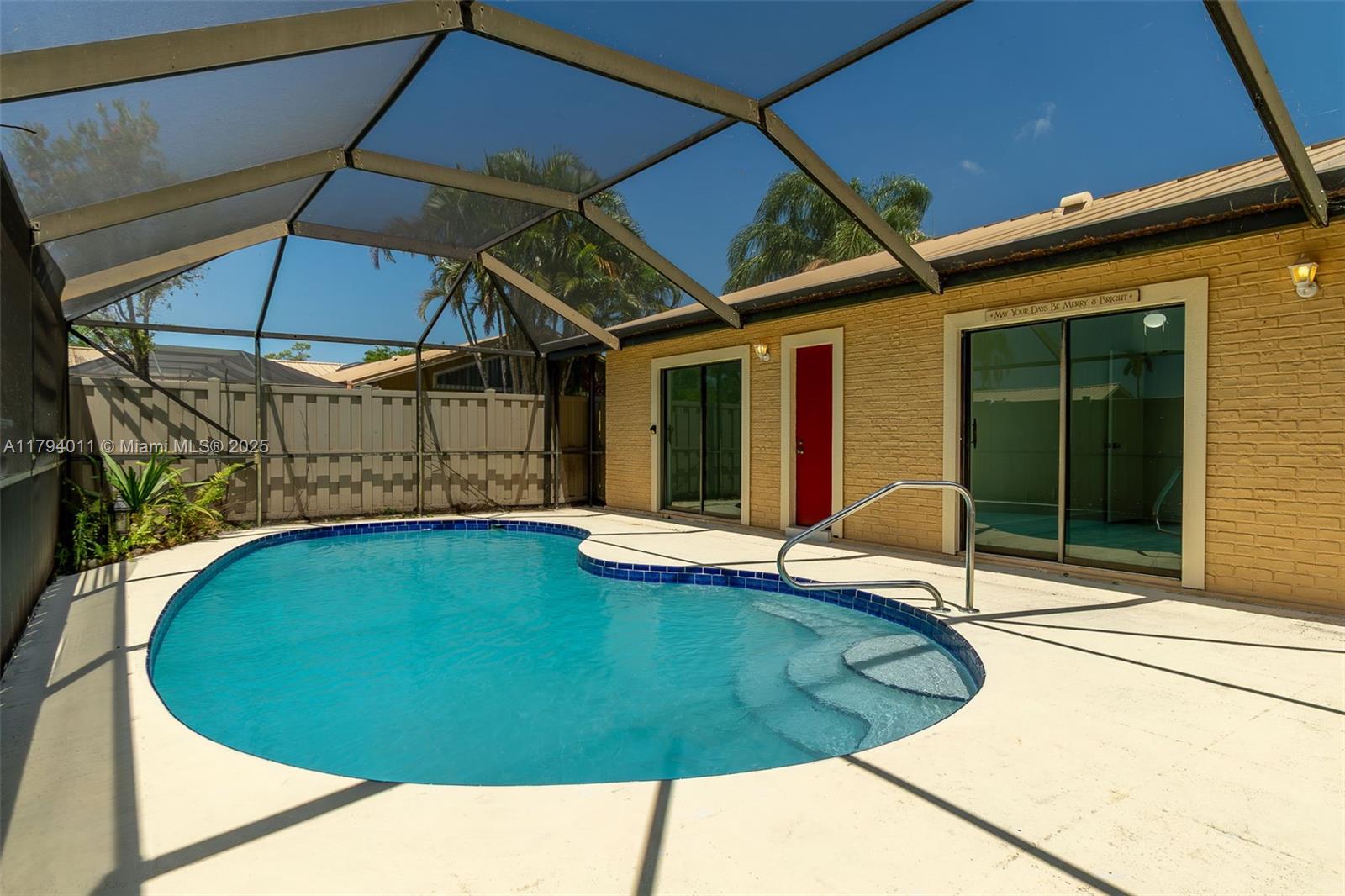 WESTWOOD GARDENS 3 - Residential