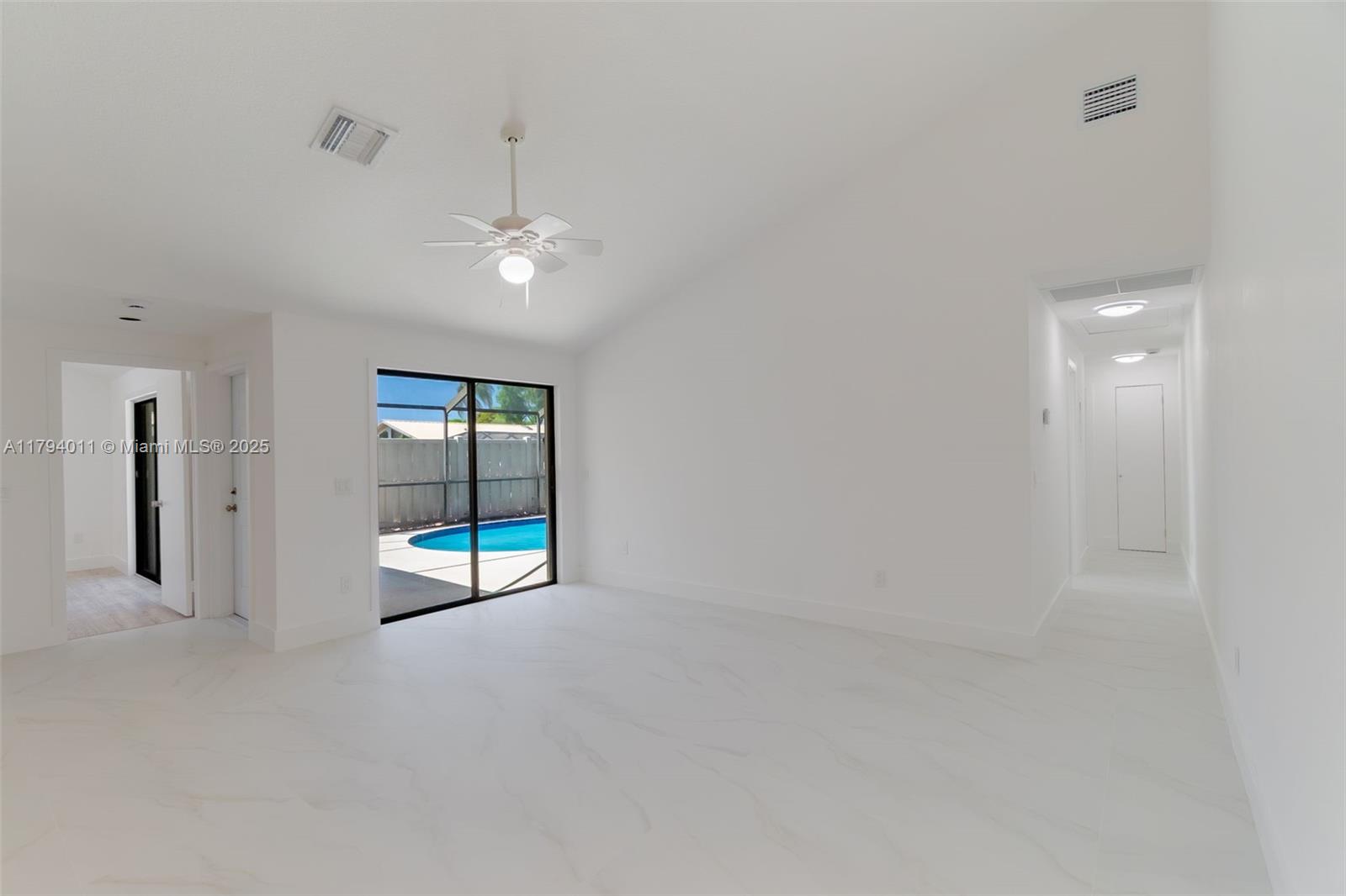 WESTWOOD GARDENS 3 - Residential