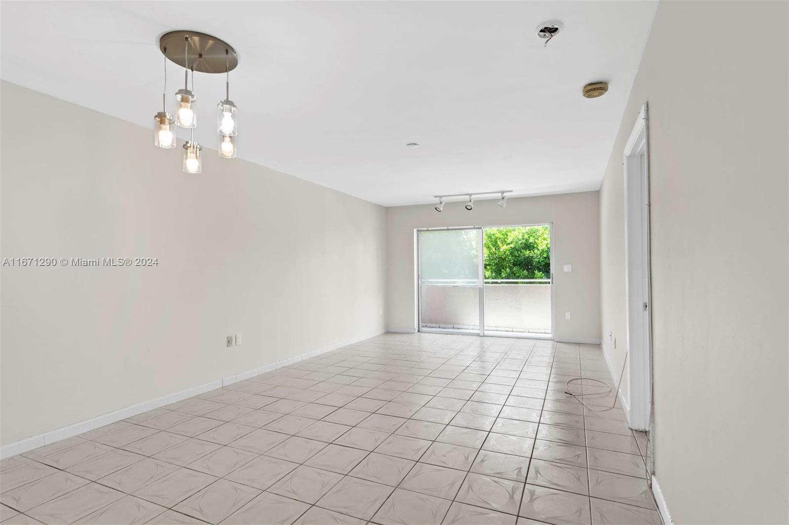 Rental Property at 18001 N Bay Rd 205, Sunny Isles Beach, Miami-Dade County, Florida - Bedrooms: 2 
Bathrooms: 2  - $2,400 MO.