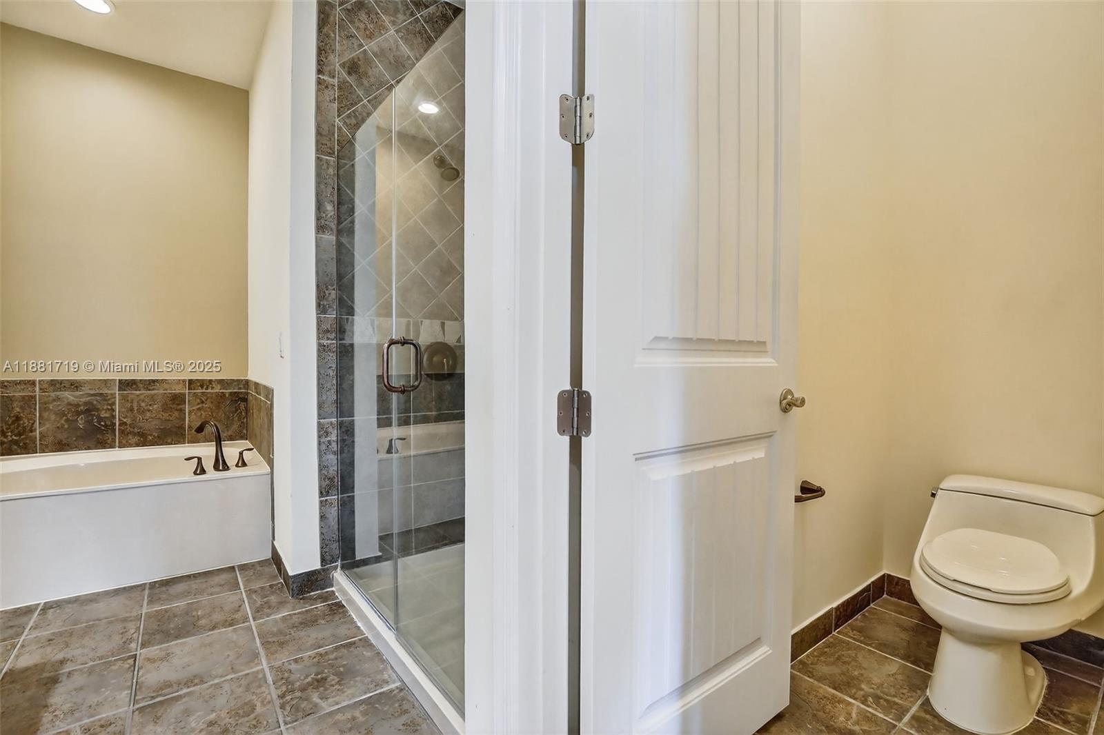 MONTCLAIR CONDO - Residential