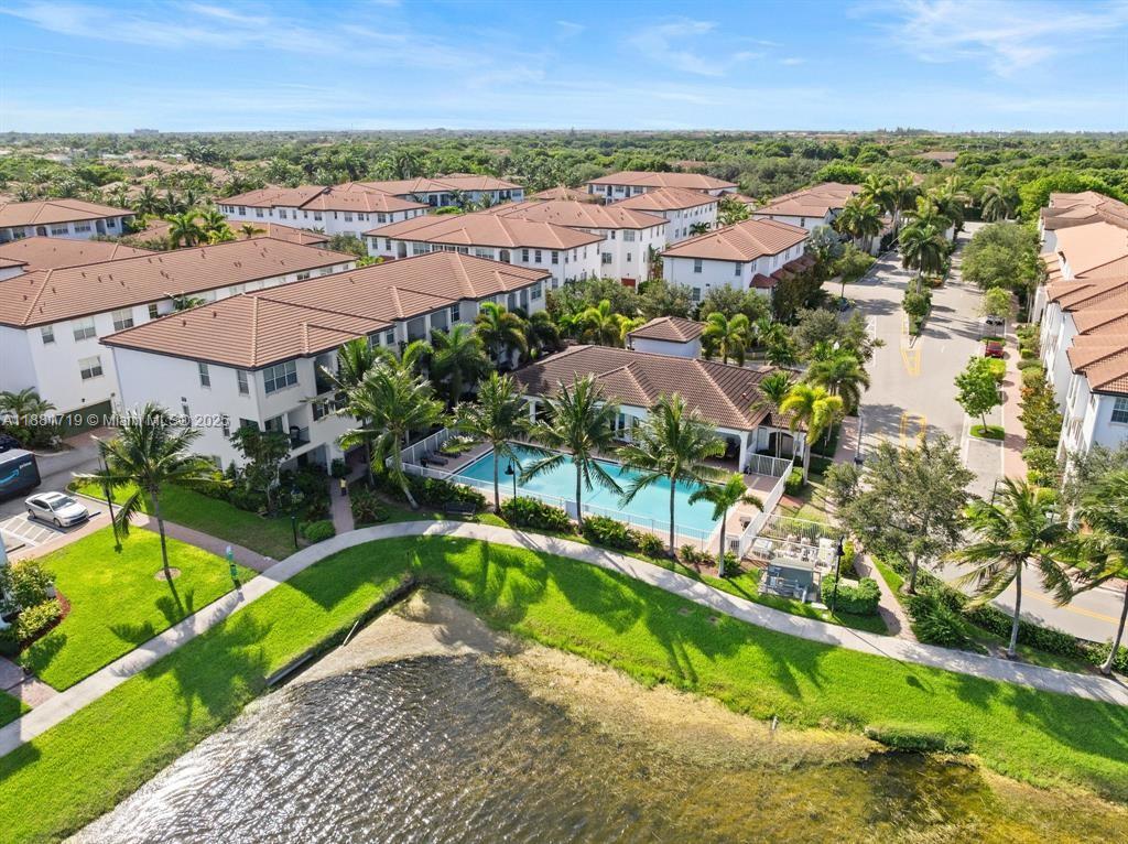 MONTCLAIR CONDO - Residential