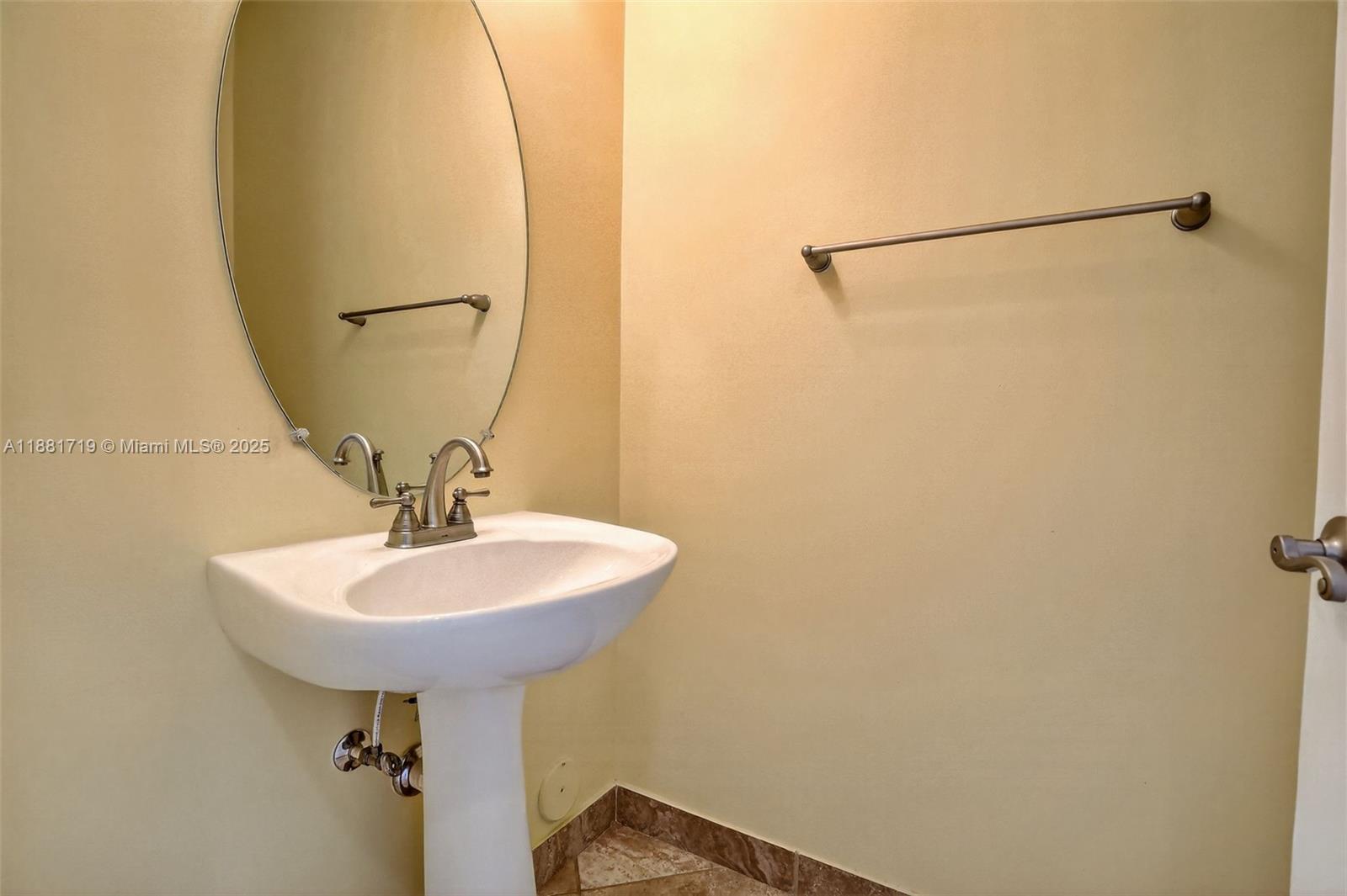 MONTCLAIR CONDO - Residential