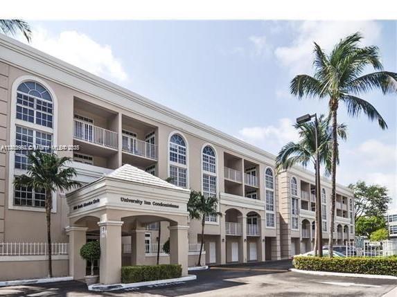 1280 S Alhambra Cir 2219, Coral Gables, Broward County, Florida - 2 Bedrooms  
2 Bathrooms - 