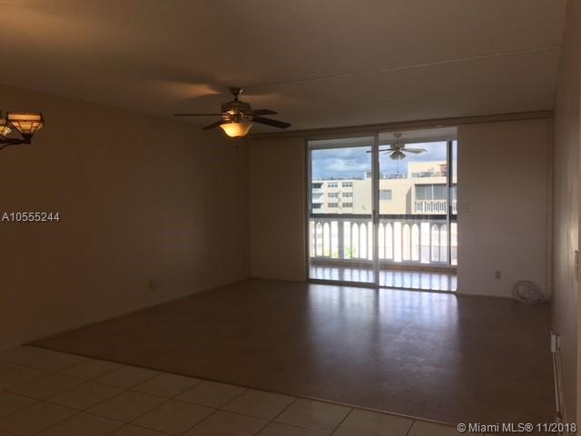 MEADOWBROOK TOWERS I COND - Residential Lease