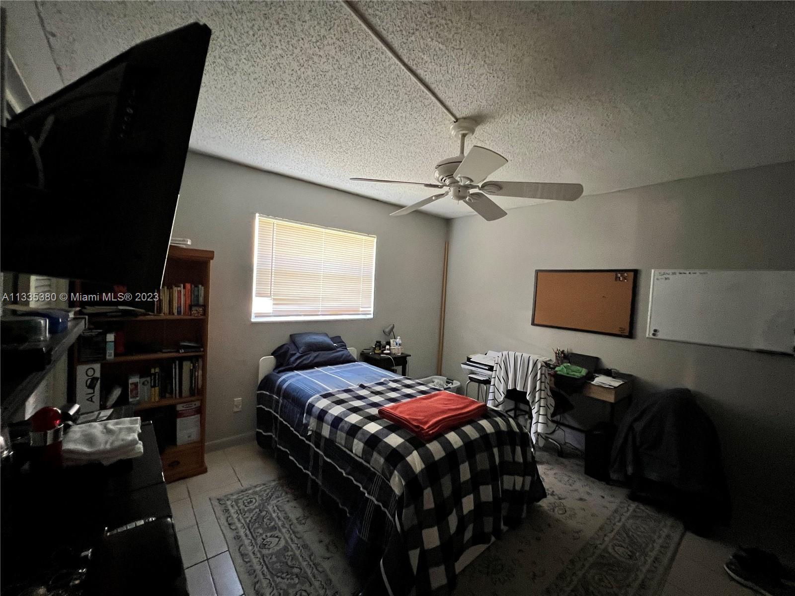 ELMVALE CONDO - Residential