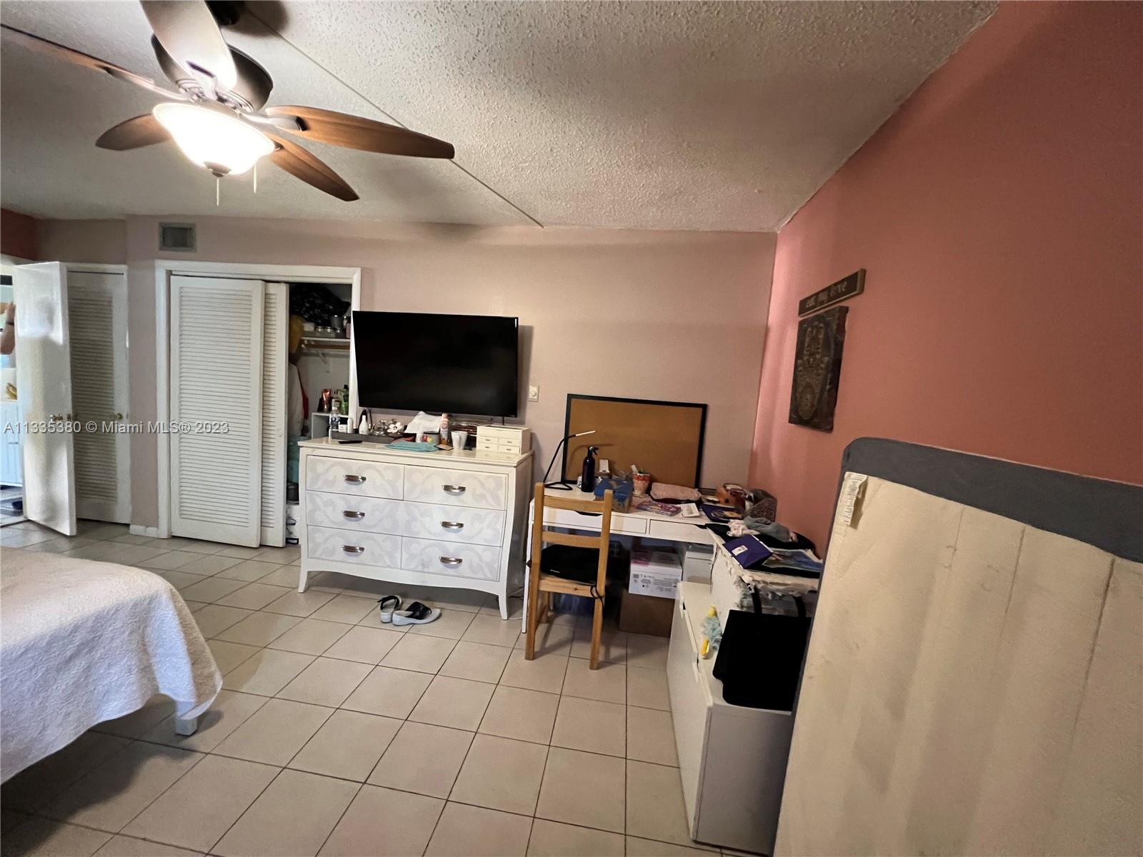 ELMVALE CONDO - Residential
