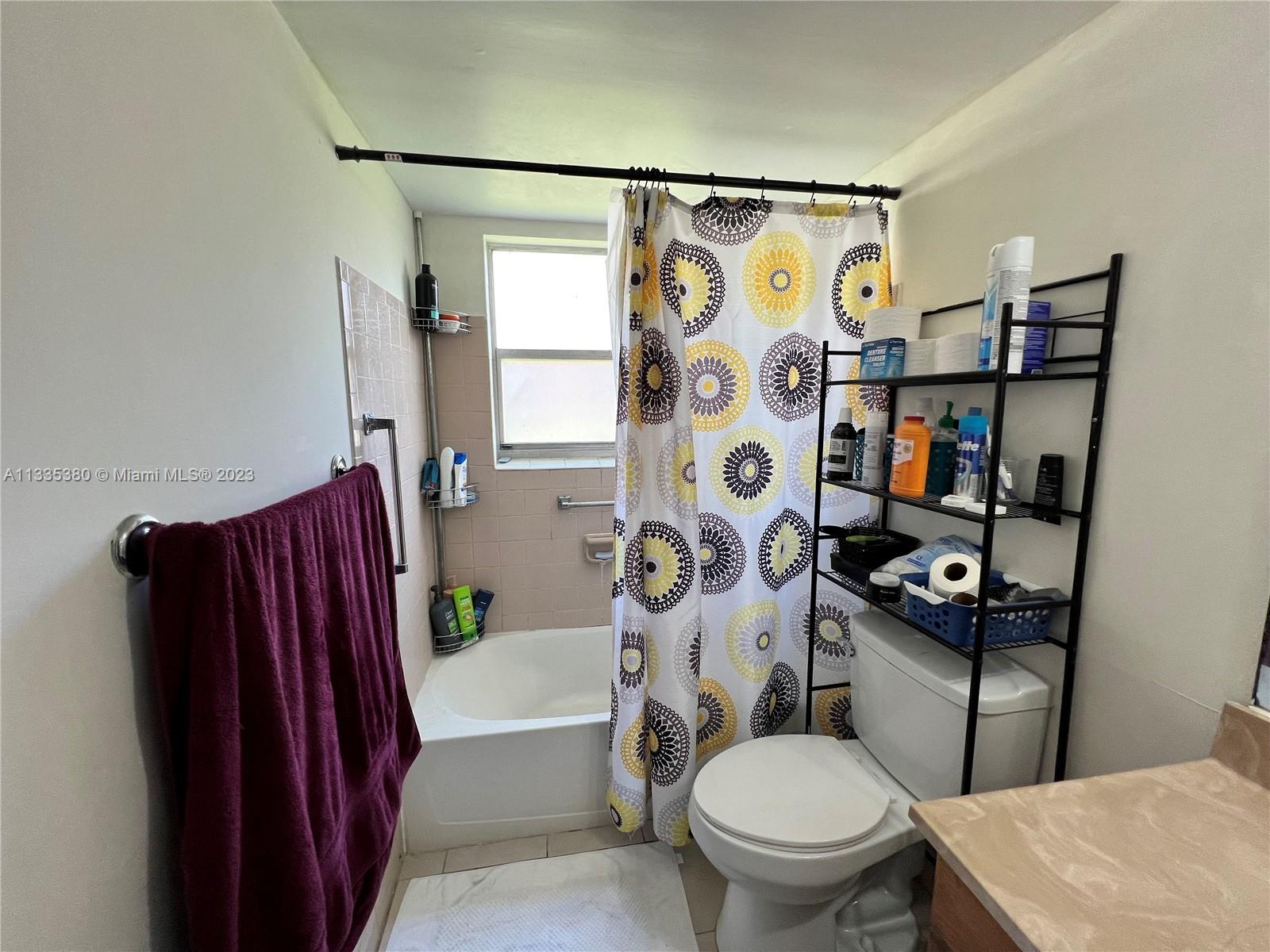 ELMVALE CONDO - Residential