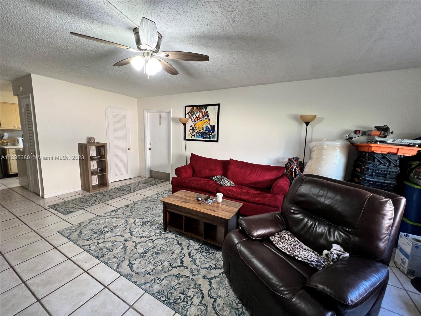 ELMVALE CONDO - Residential
