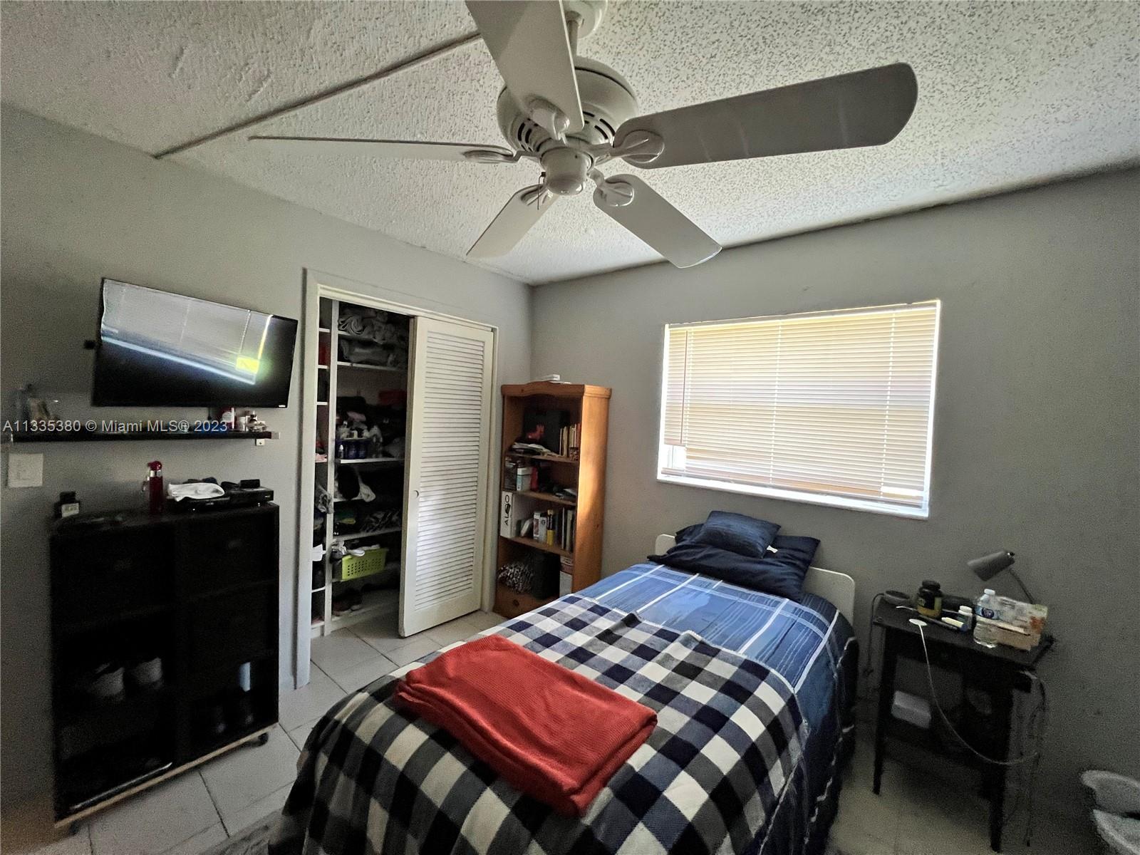 ELMVALE CONDO - Residential