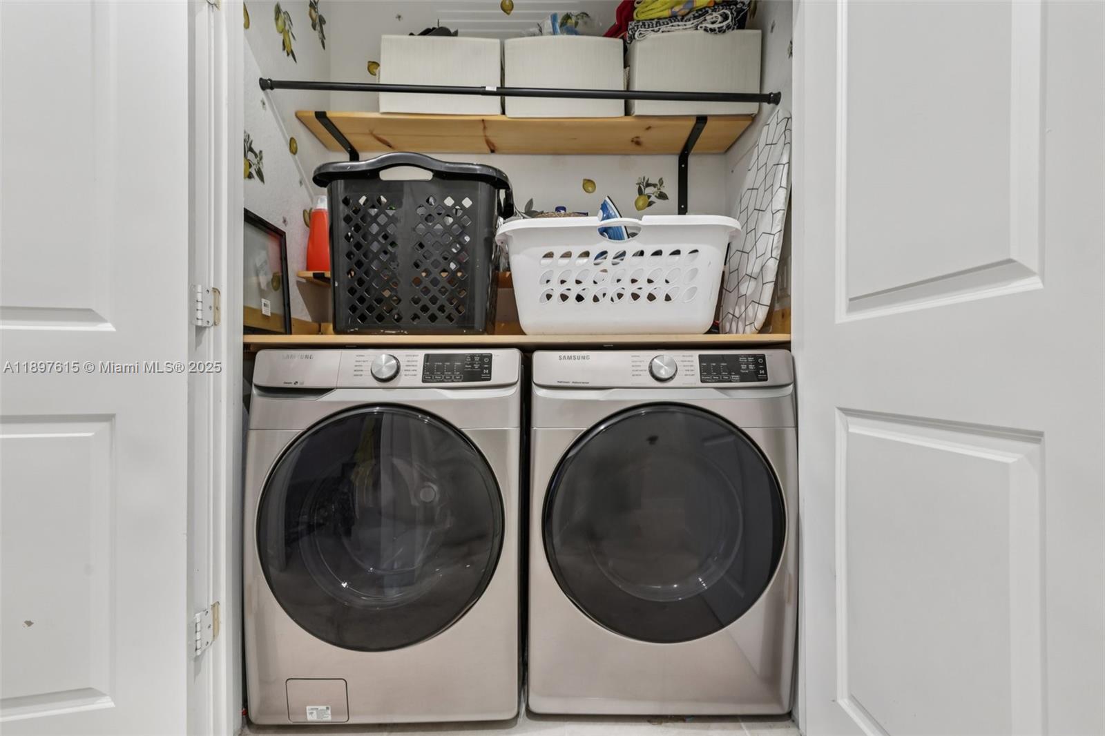 MC RESIDENTIAL - Residential