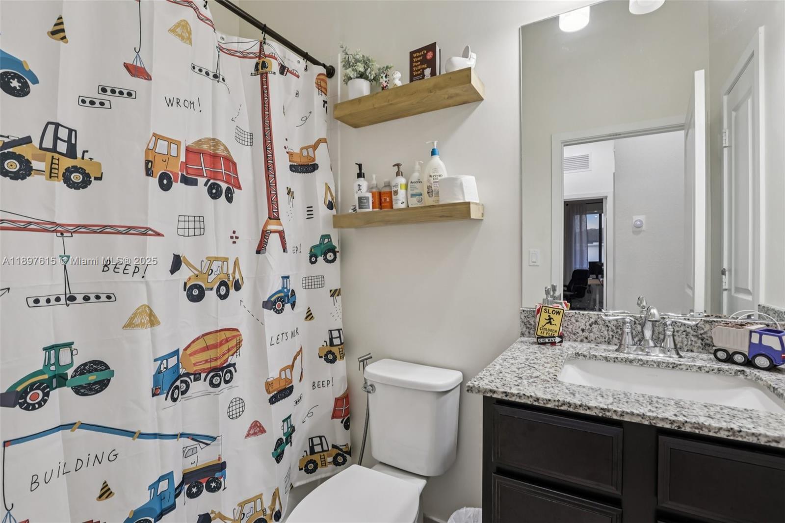 MC RESIDENTIAL - Residential