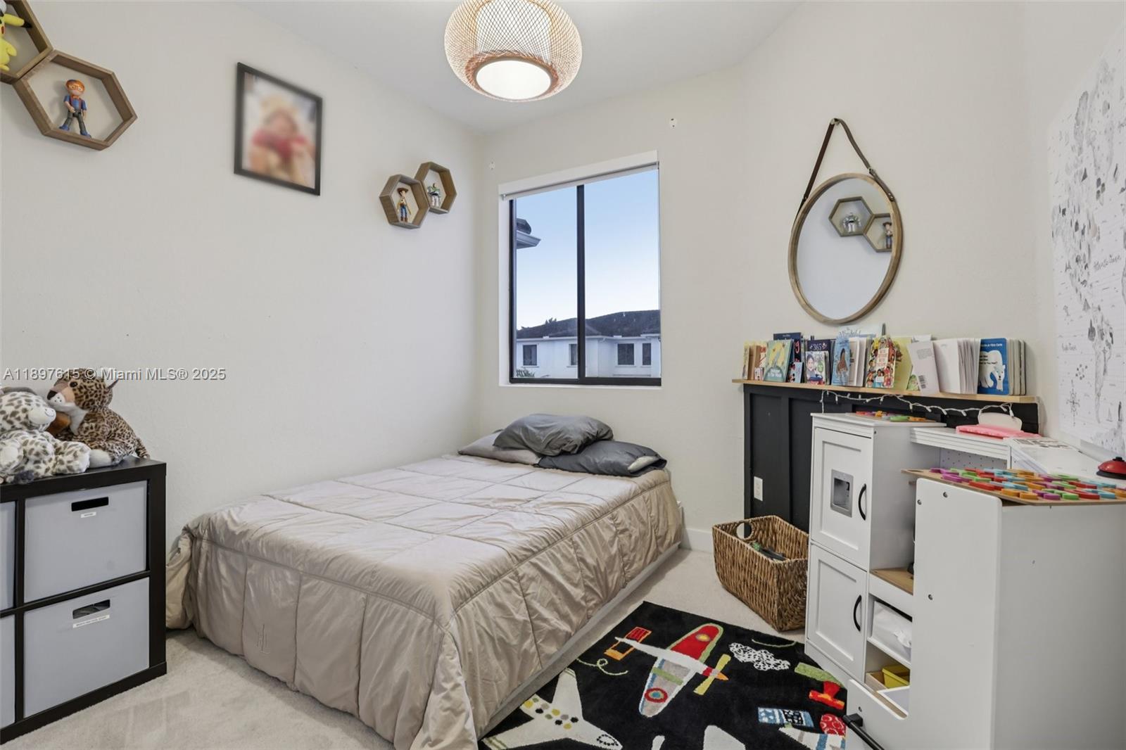 MC RESIDENTIAL - Residential