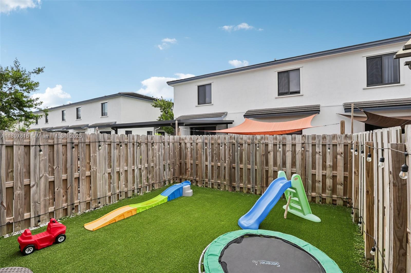 MC RESIDENTIAL - Residential