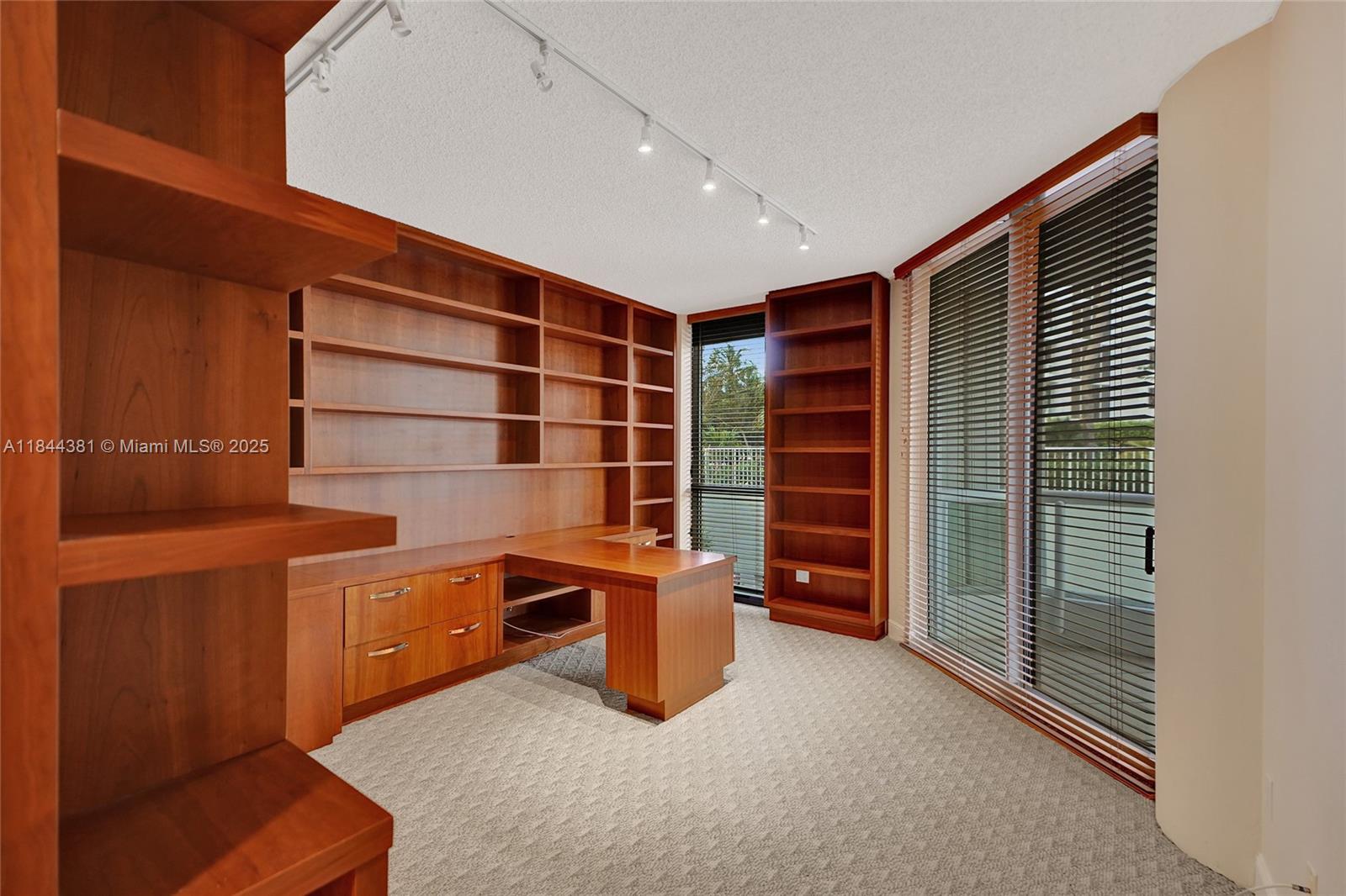 ATLANTIC II AT THE POINT - Residential Lease