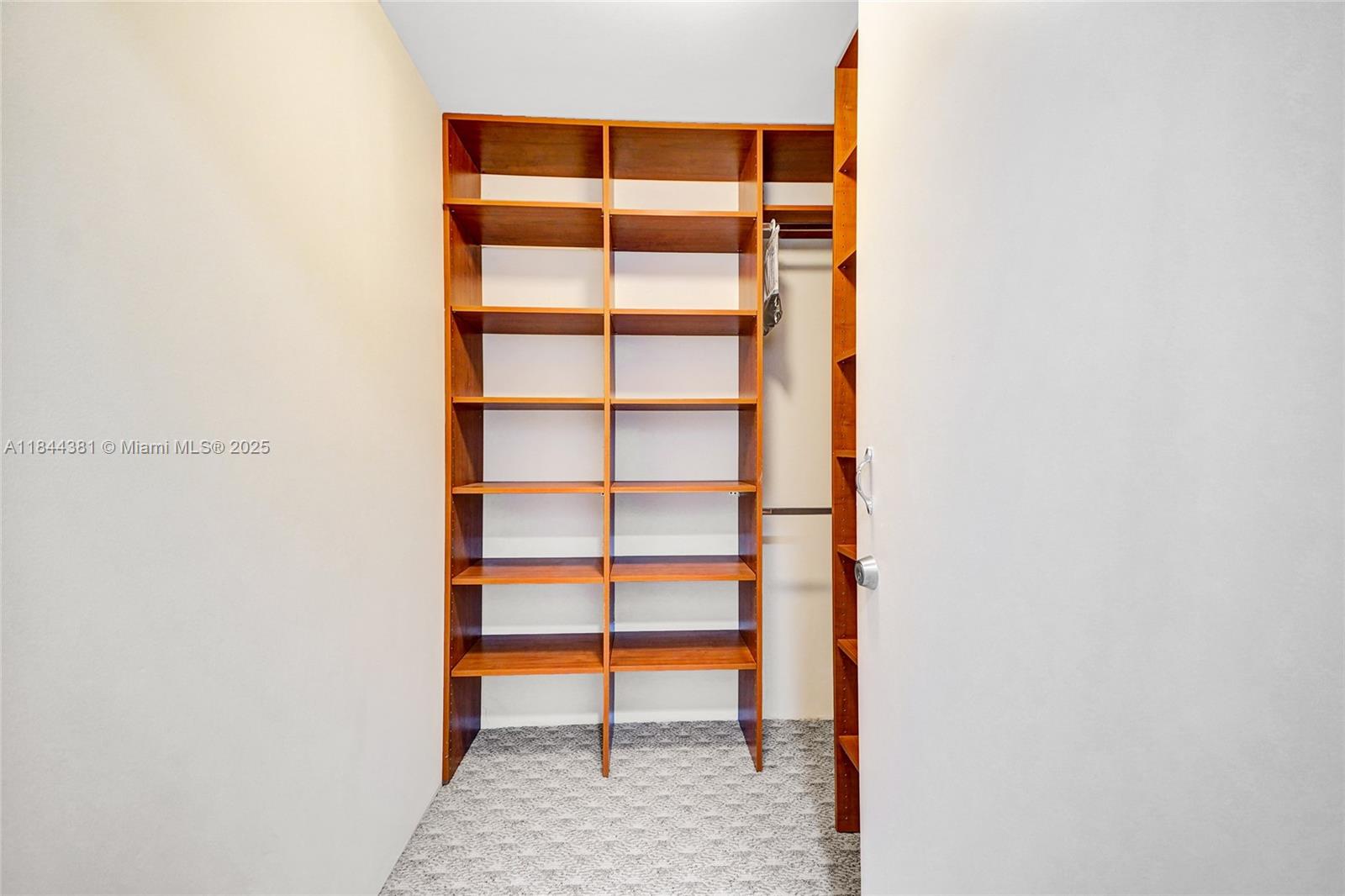 ATLANTIC II AT THE POINT - Residential Lease