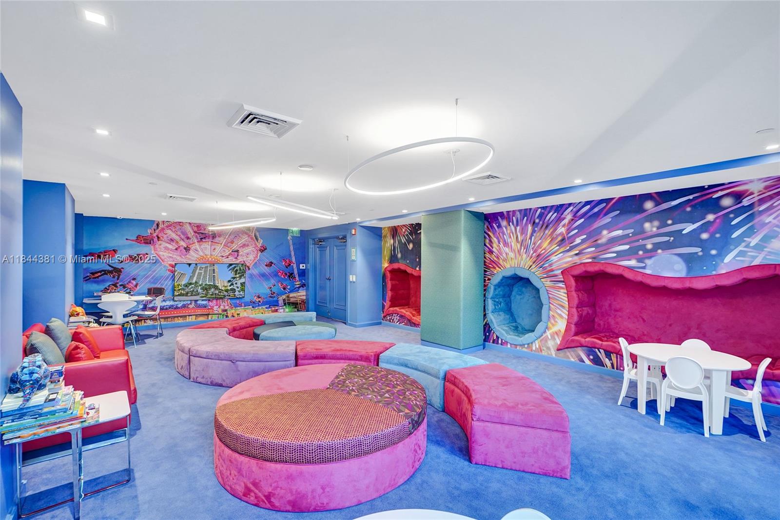 ATLANTIC II AT THE POINT - Residential Lease