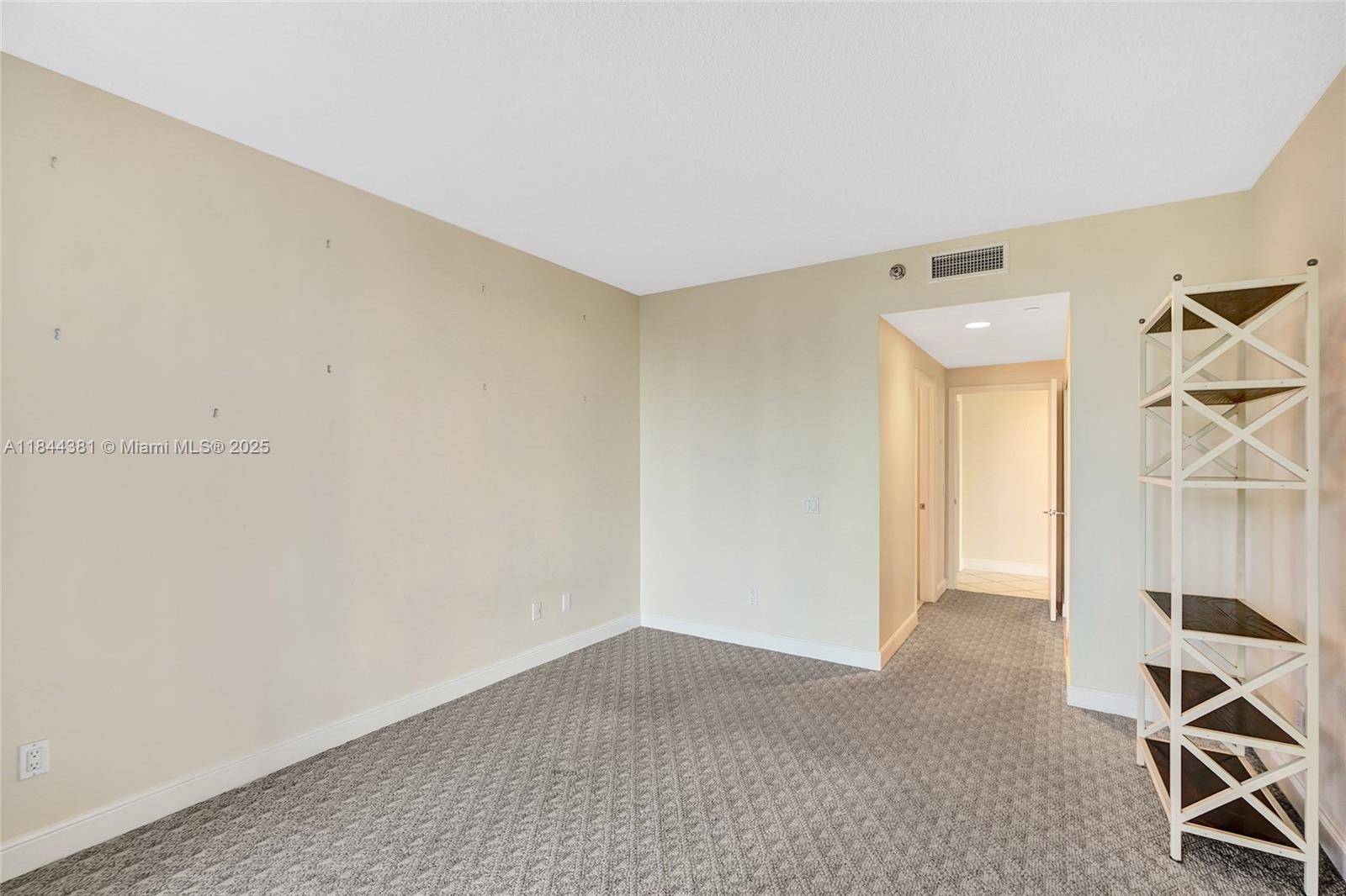 ATLANTIC II AT THE POINT - Residential Lease