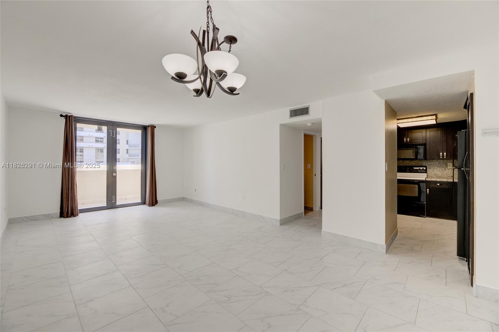 Price Reduced! Oceanfront 1BR/1.5BA Condo in Prime South Beach Location.
Just steps from iconic Lincoln Road, this updated condo at The Georgian offers oceanfront living with style and convenience. Enjoy new flooring, impact windows, in-unit washer/dryer, a spacious walk-in closet, and a private balcony with partial ocean and city views. The full-service building includes 24-hour front desk security, resort-style pool, sauna, game room, fitness center, and direct access to the beachwalk. HOA covers beach chair and umbrella service. Recently passed 40-year recertification. Next to the luxurious Loews Hotel—experience the best of South Beach at a new, lower price. Schedule your private showing today!