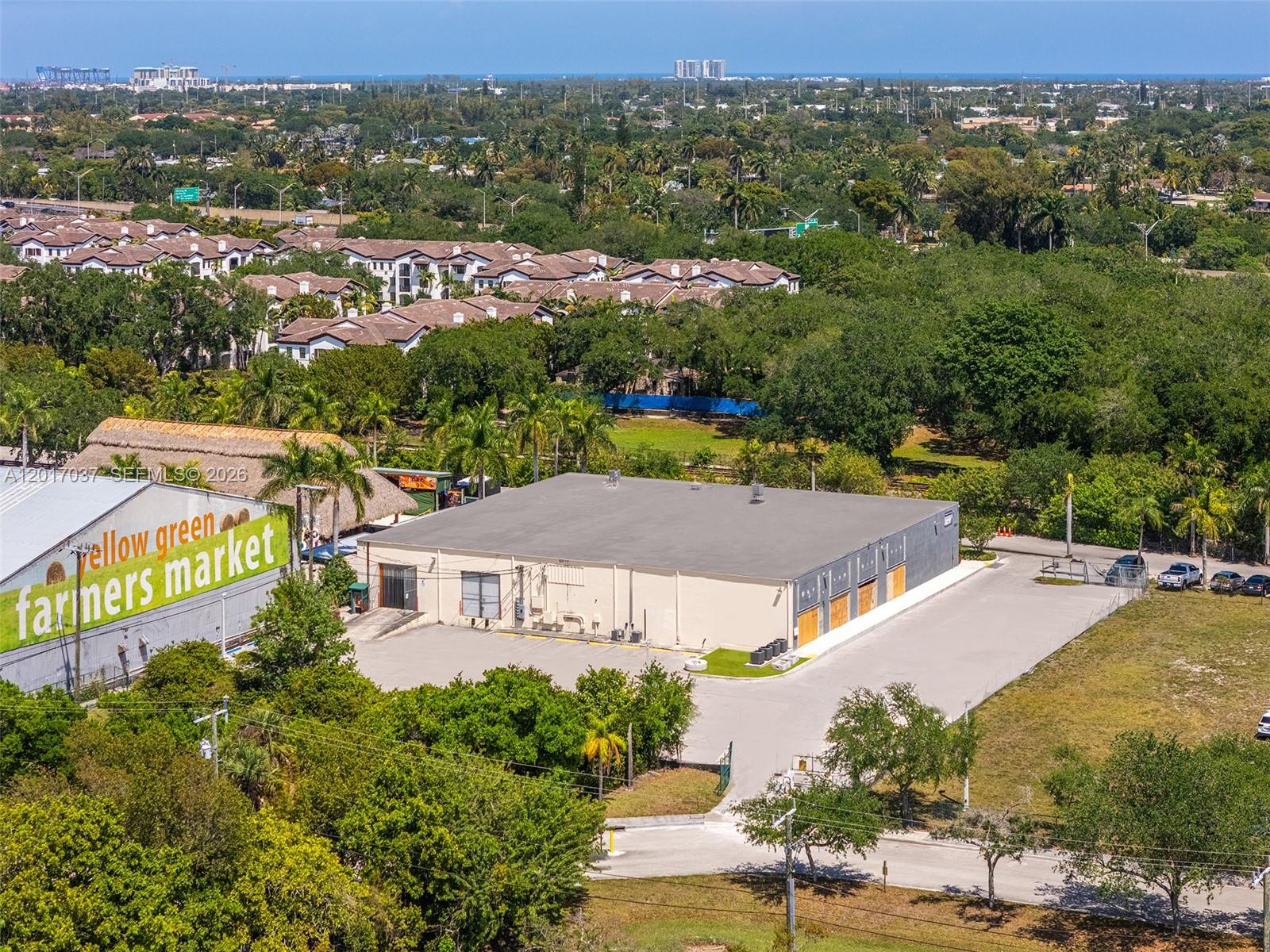 1930 N 30th Road Warehouse + Office