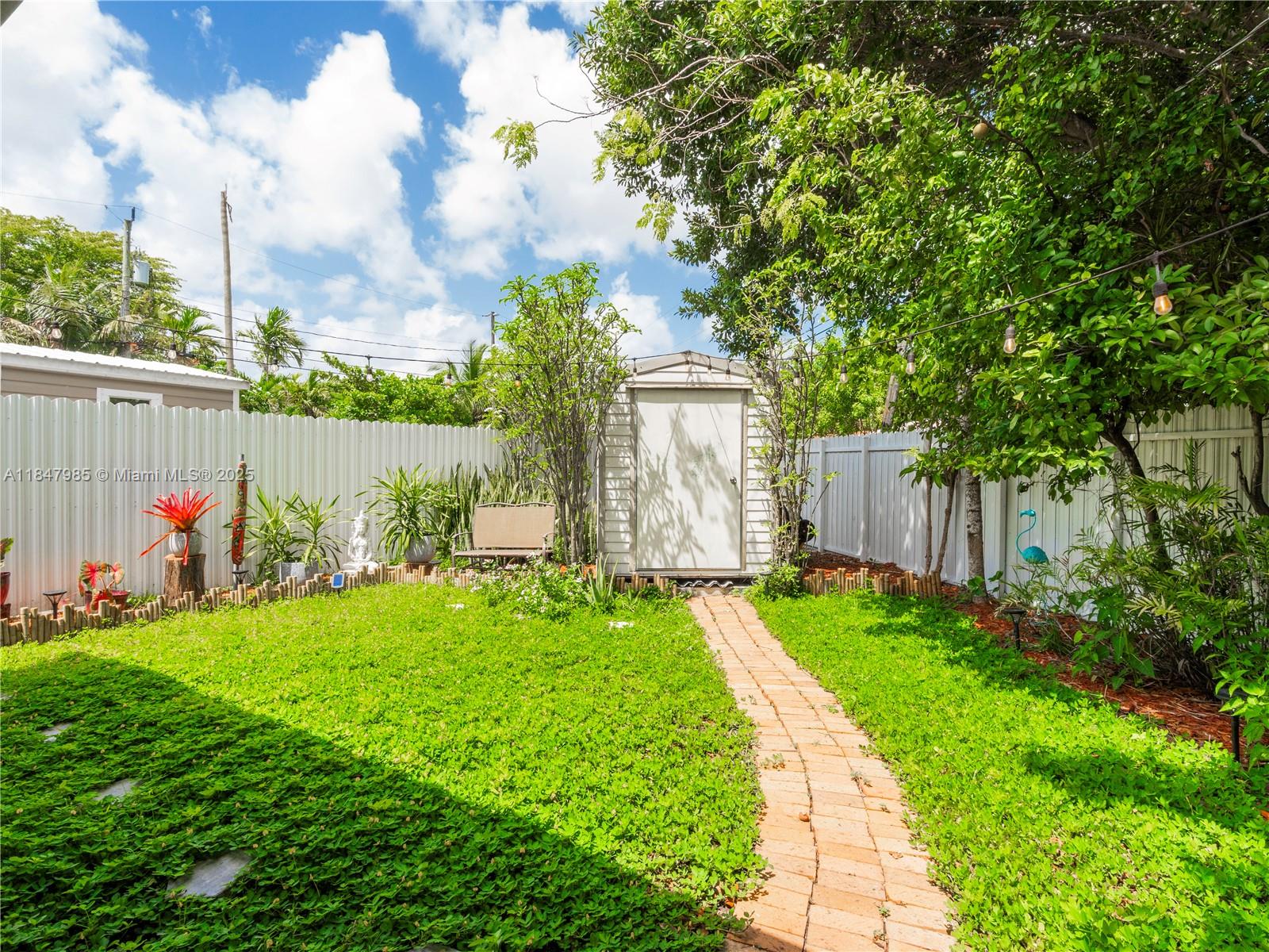 REV PL OF COUNTRY CLUB ES - Residential